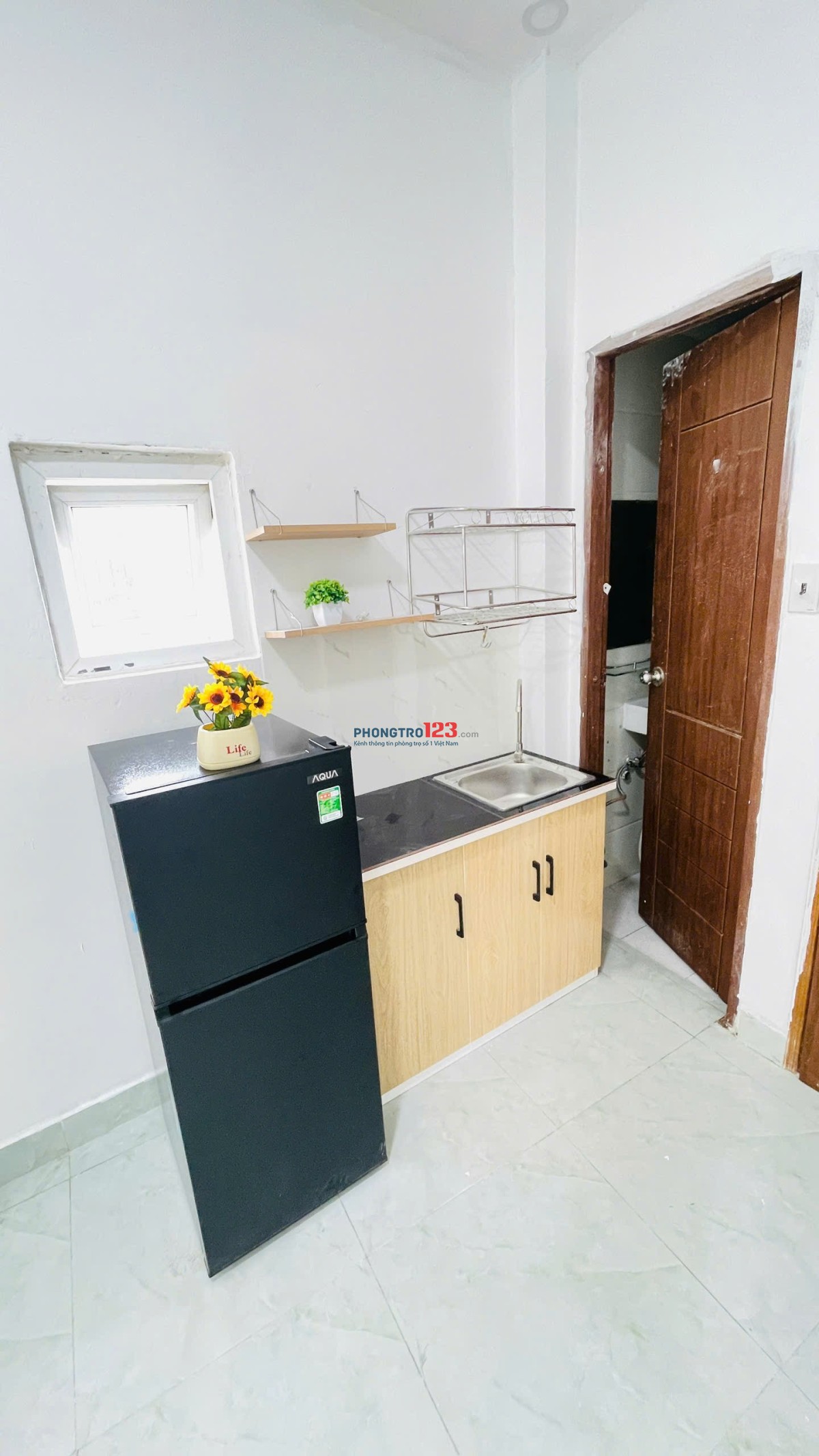 Cho Thuê Phòng Duplex Ban Công _ Khu Vực Trung Tâm Gần Chợ Bà Chiểu , Bình Thạnh