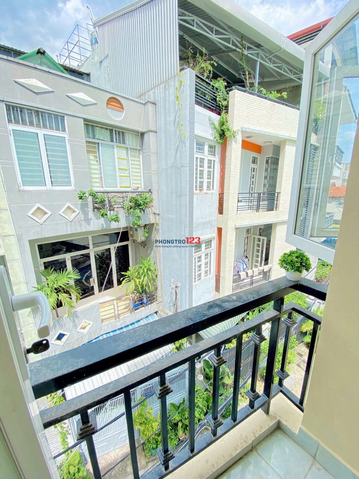 Cho Thuê Phòng Duplex Ban Công _ Khu Vực Trung Tâm Gần Chợ Bà Chiểu , Bình Thạnh