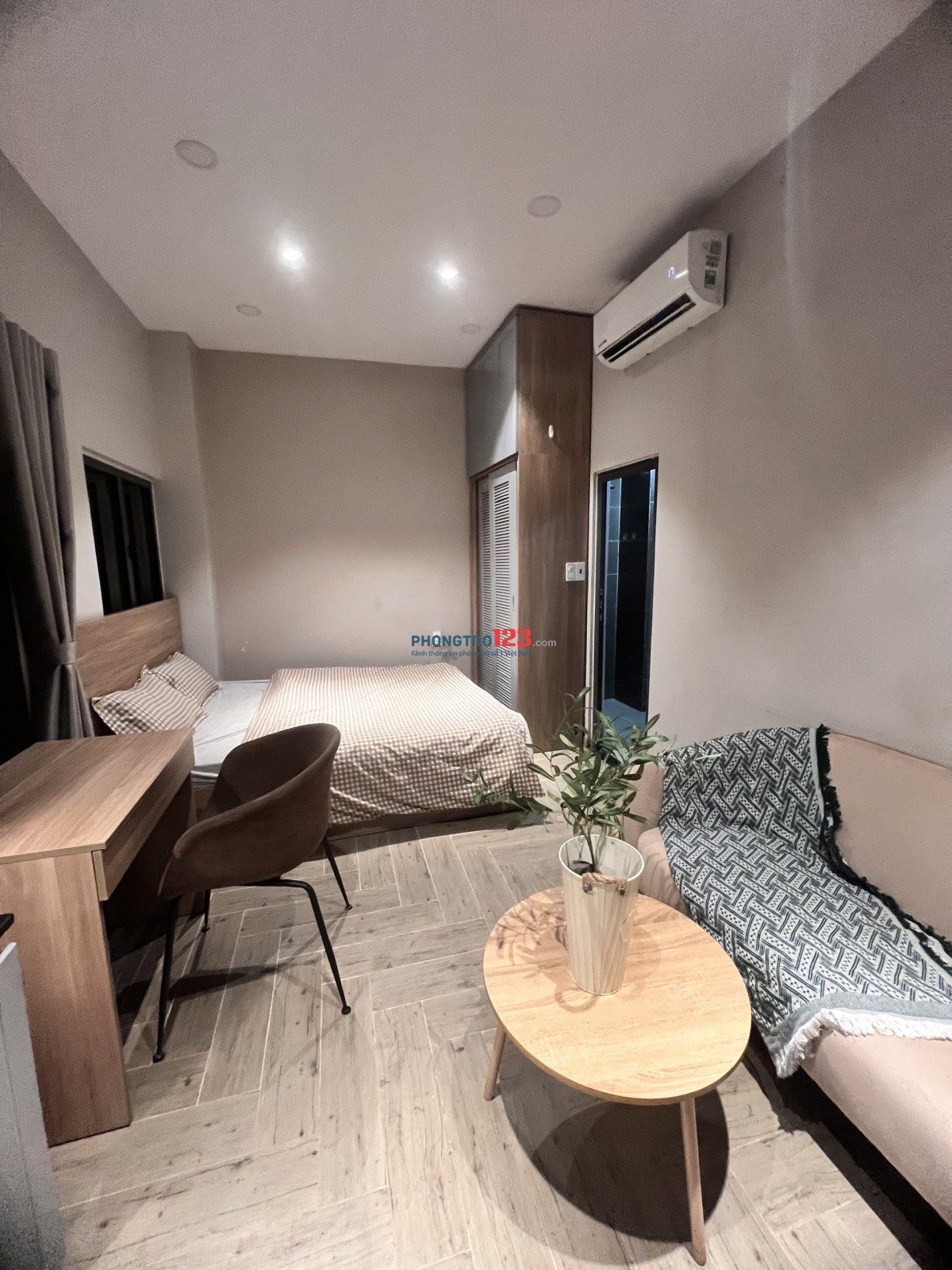 Cho thuê phòng đẹp giá rẻ tại Nơ Trang Long!!!