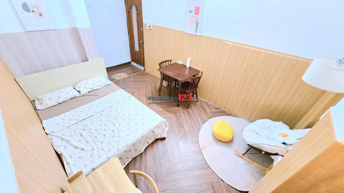 Studio chữa lành ! bếp tách PN, cửa sổ, có sân vườn chung, B.T !