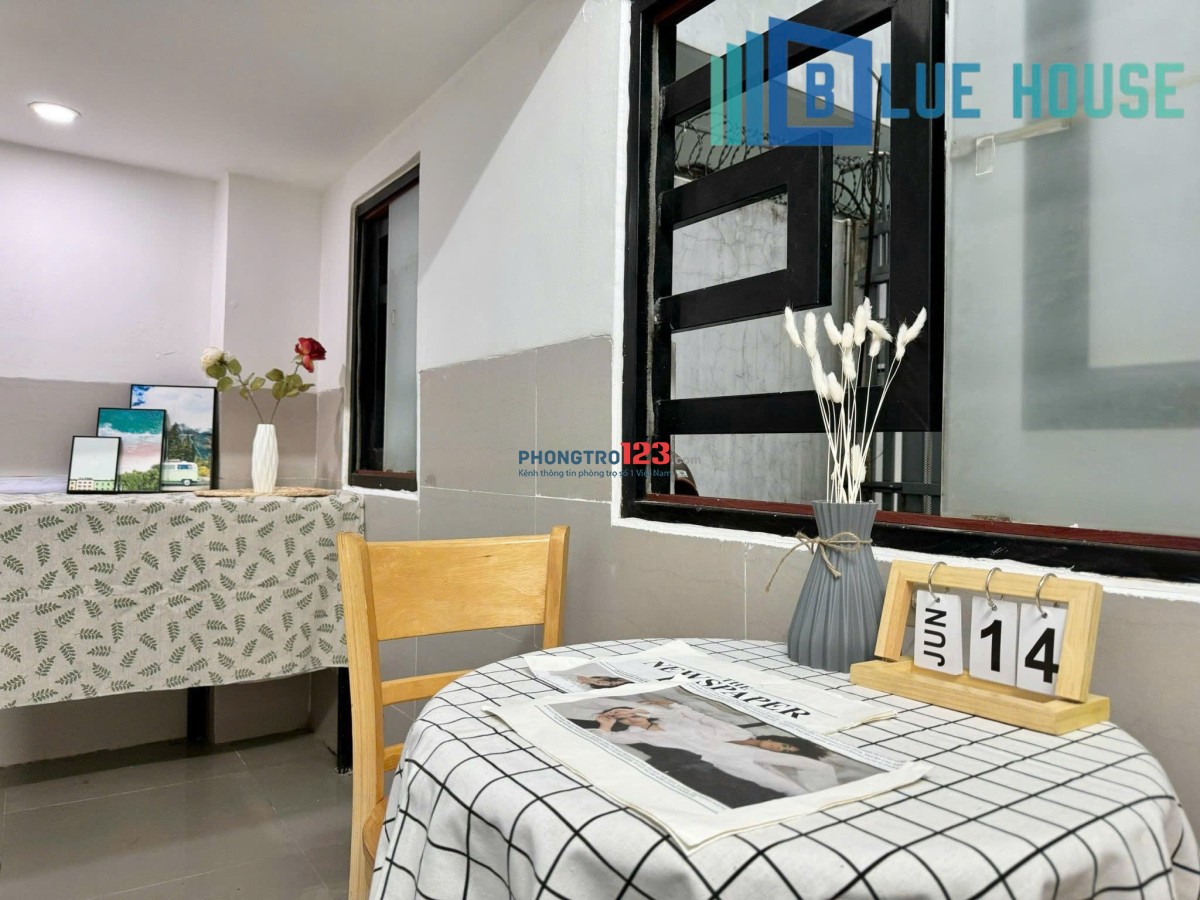 Cho thuê phòng trọ Quận Tân Bình Duplex cao 1m7 ngay vòng xoay Lê Đại Hành, Đại học Văn Hiến
