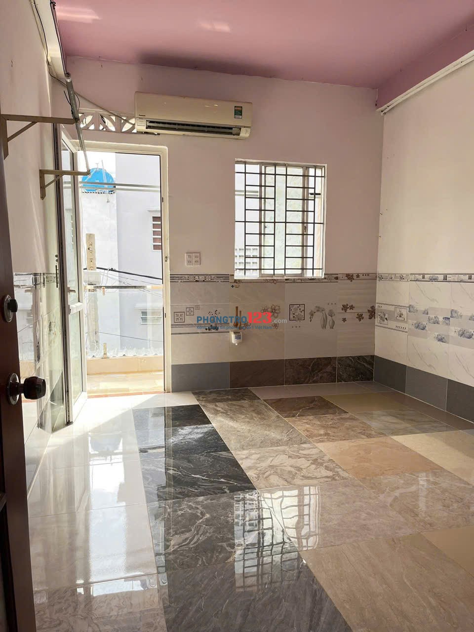 Cho Thuê nhà Nguyên Căn 4 tầng Ngay Cầu Chà Và Phường 12 Quận 8