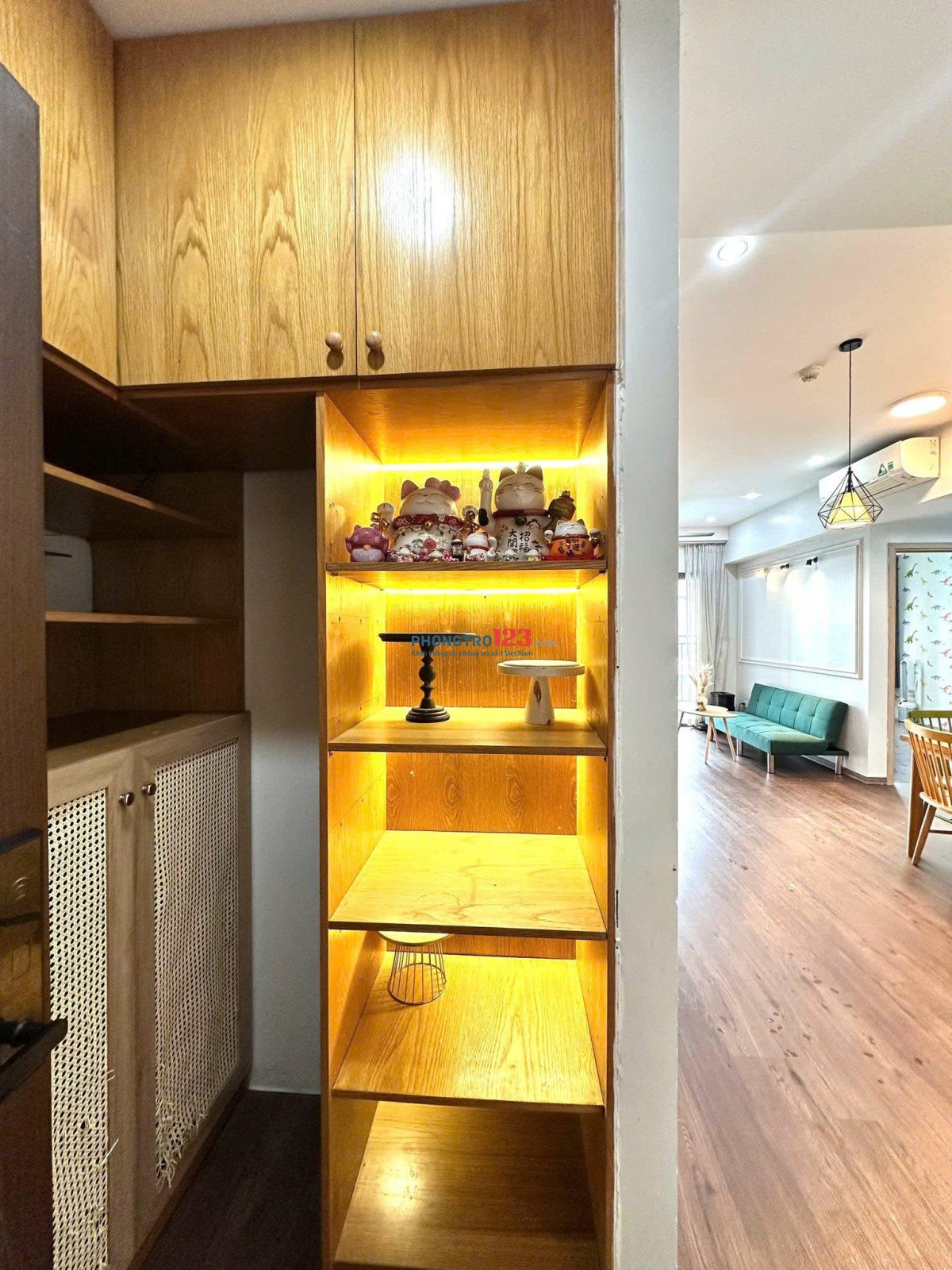 Satra Eximland,Phan Đăng Lưu,Phú Nhuận: 98m2, 2p ngủ lớn,NTCC,18tr/th