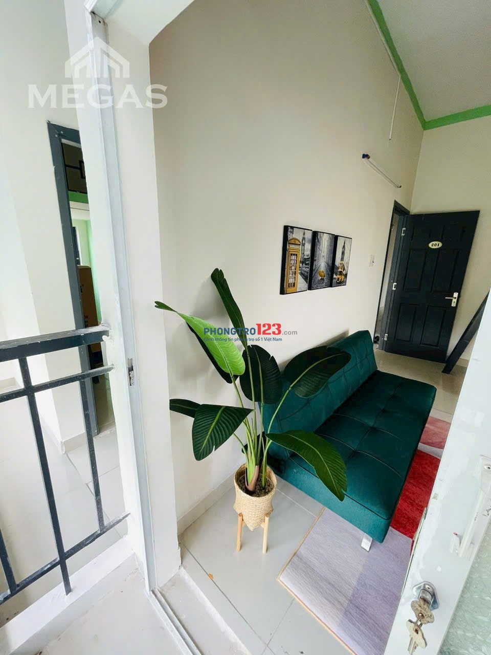 Cho thuê phòng ban công cao cấp – full nội thất – trung tâm Quận 11