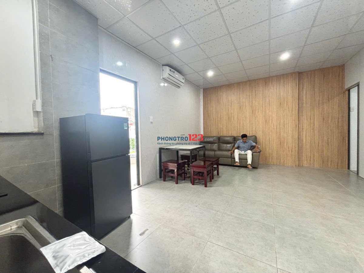 Cho thuê căn hộ 2PN + 1PK Ban Công 60m2 _ Nơ Trang Long Gần Chợ Nguyễn Xí, Bình Thạnh