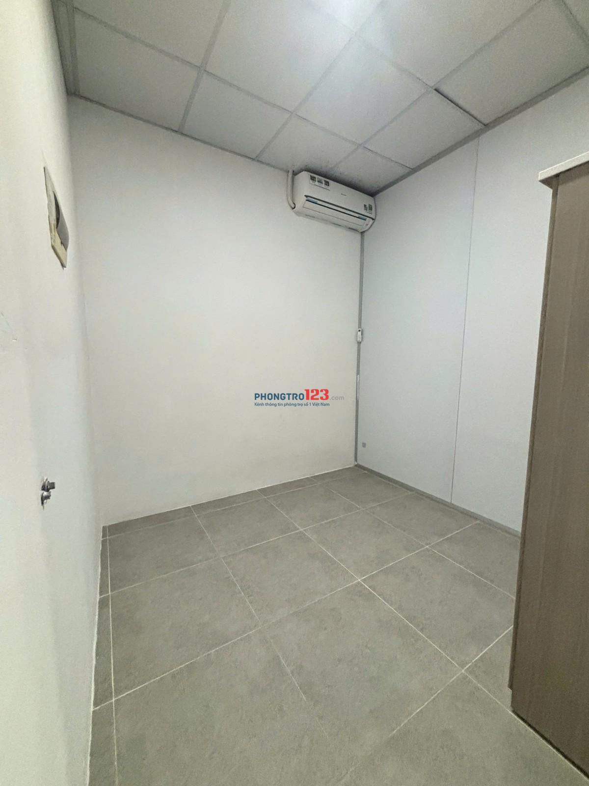 Cho thuê căn hộ 2PN + 1PK Ban Công 60m2 _ Nơ Trang Long Gần Chợ Nguyễn Xí, Bình Thạnh