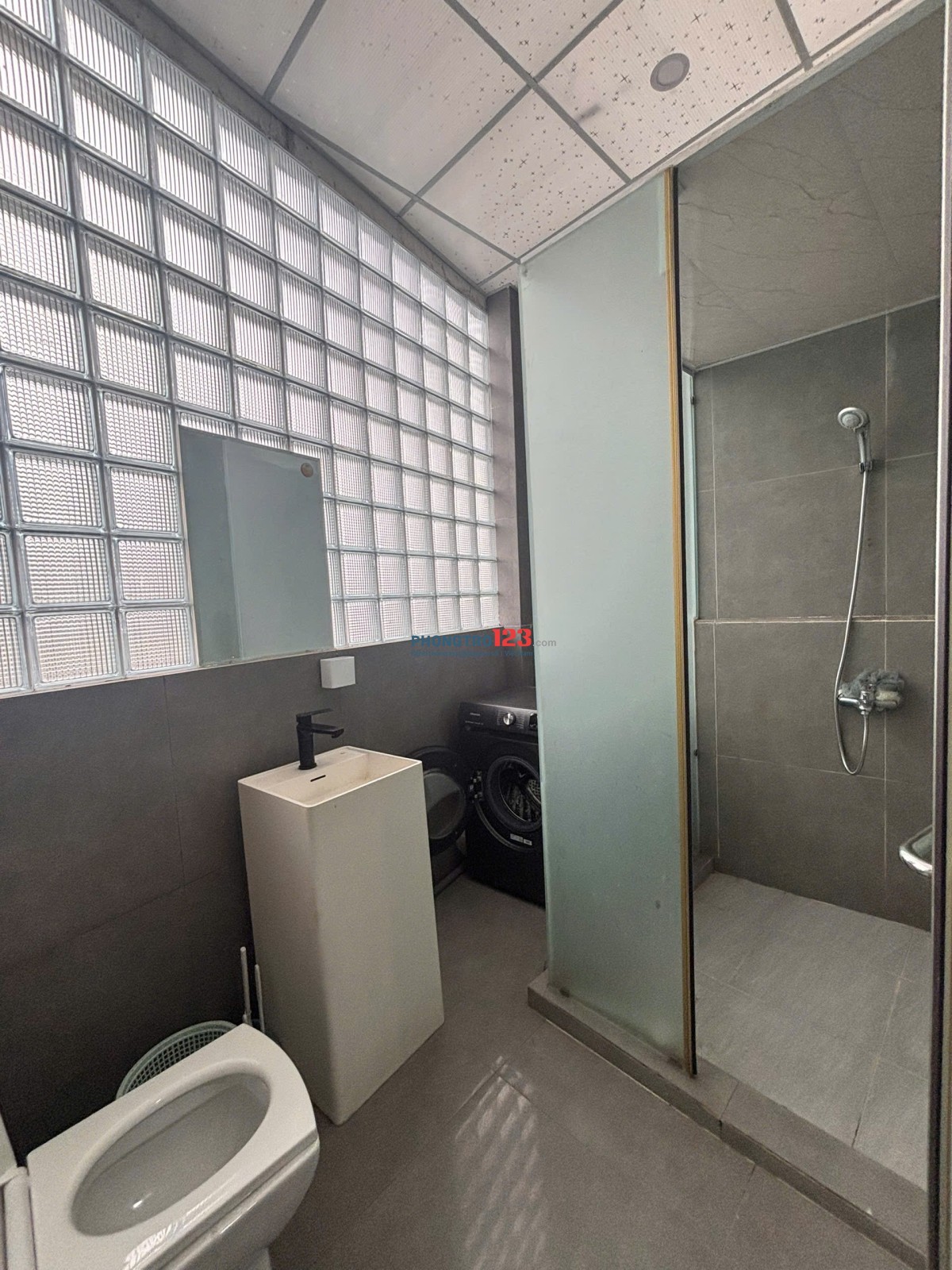 Cho thuê căn hộ 2PN + 1PK Ban Công 60m2 _ Nơ Trang Long Gần Chợ Nguyễn Xí, Bình Thạnh