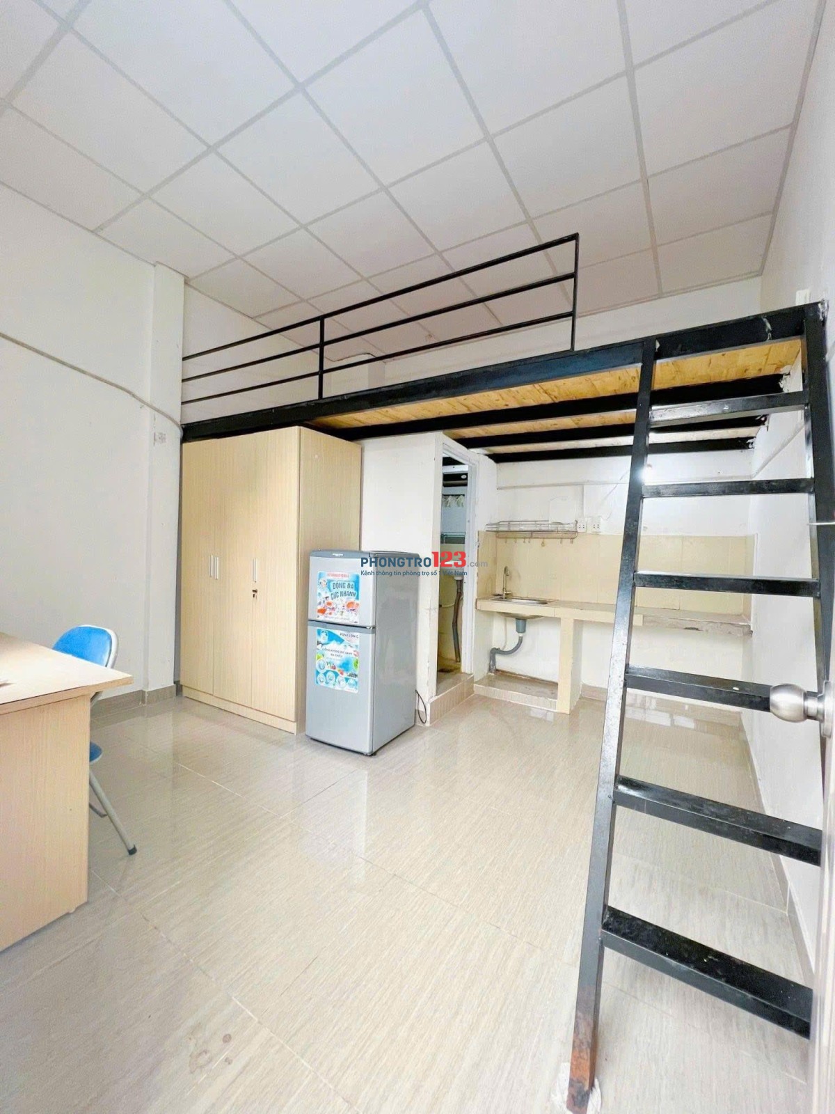 PHÒNG TRỌ BAN CÔNG 25m2 GẦN ETOWN CỘNG HOÀ TÂN BÌNH NỘI THẤT ĐẦY ĐỦ