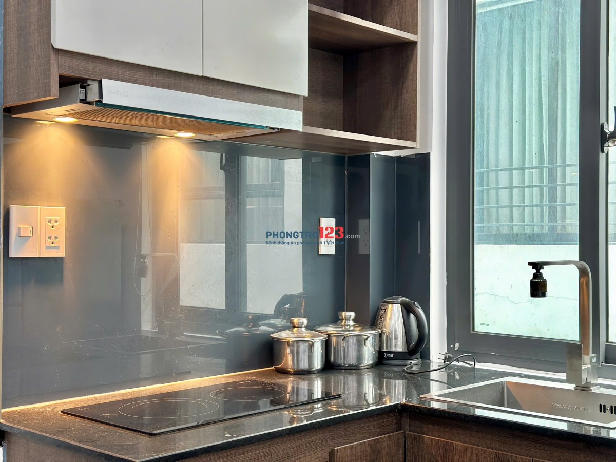 Căn Hộ Dịch Vụ Lê Thánh Tôn, Quận 1, Gần chợ Bến Thành, Landmark 81