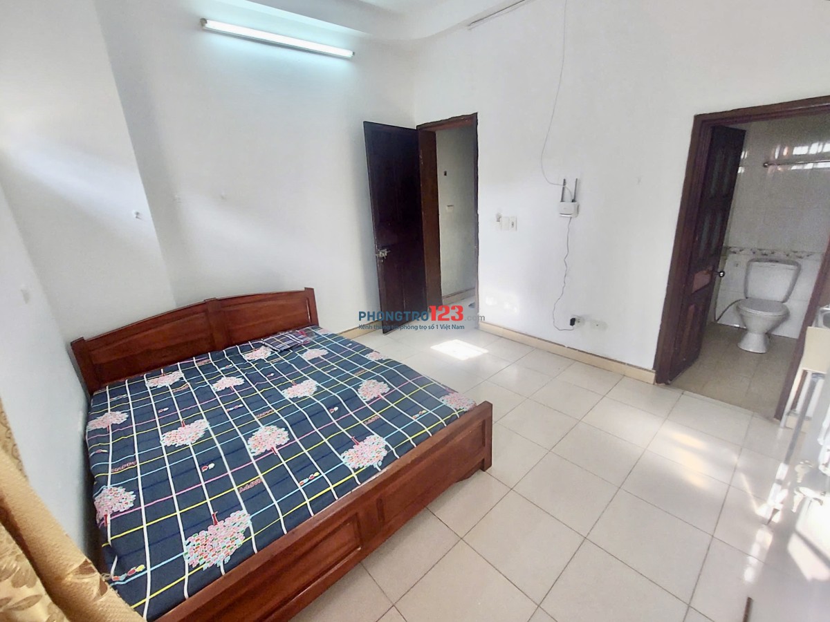 Phòng sạch sẽ đủ đồ 25m² đường Hoàng Mai, Q.Hoàng Mai