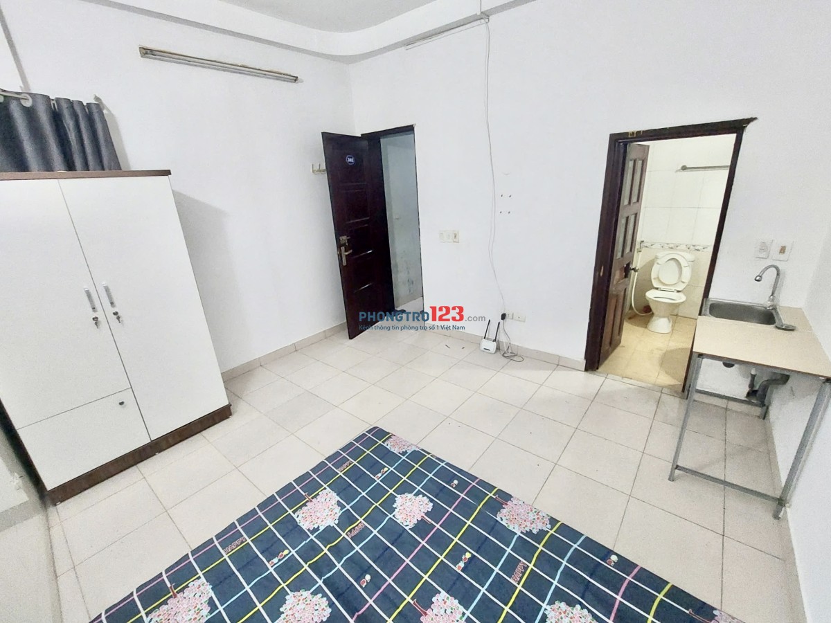 Phòng sạch sẽ đủ đồ 25m² đường Hoàng Mai, Q.Hoàng Mai