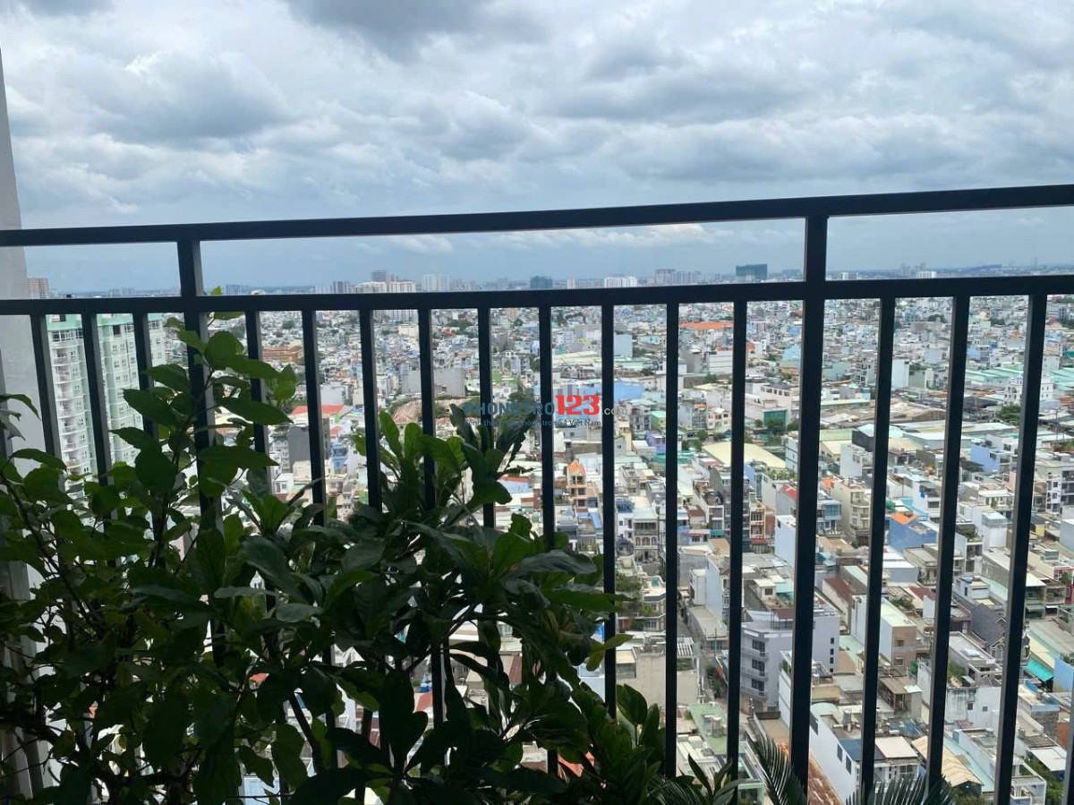 Chung cư Harmona, Tân BÌnh: 75m2, 2p ngủ, Nội thất, 12,5tr/th