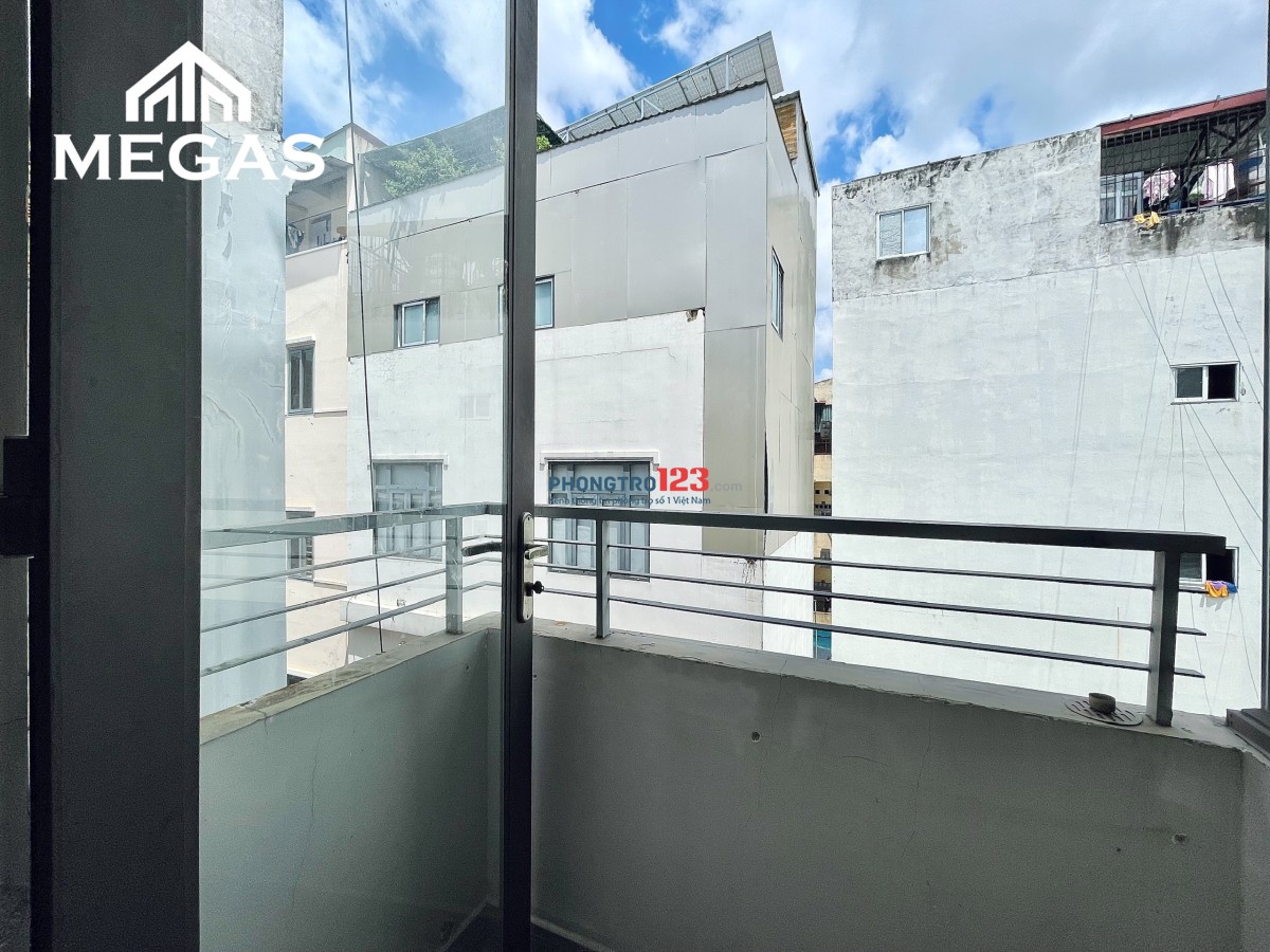 Studio ban công full nội thất nằm cạnh nhà ga T3 quận Tân bình vài phút di chuyển