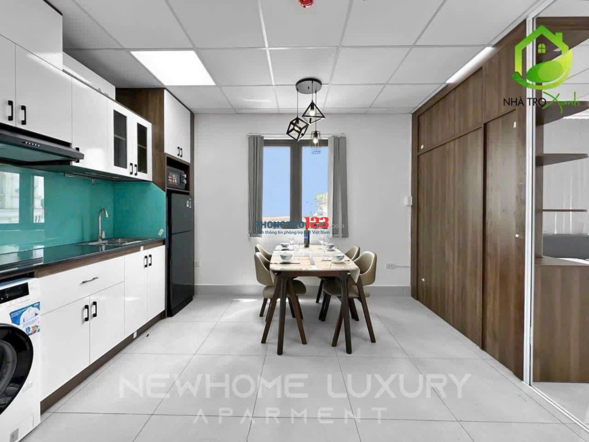 Studio full nội thất cửa sổ lớn 1 phòng tách bếp nằm tại đường phổ Quang cạnh sân bay tân sơn nhất