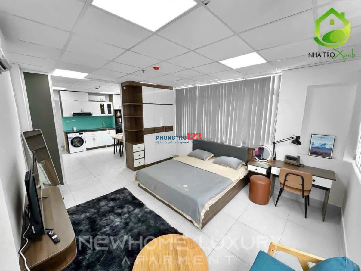 Studio full nội thất cửa sổ lớn 1 phòng tách bếp nằm tại đường phổ Quang cạnh sân bay tân sơn nhất