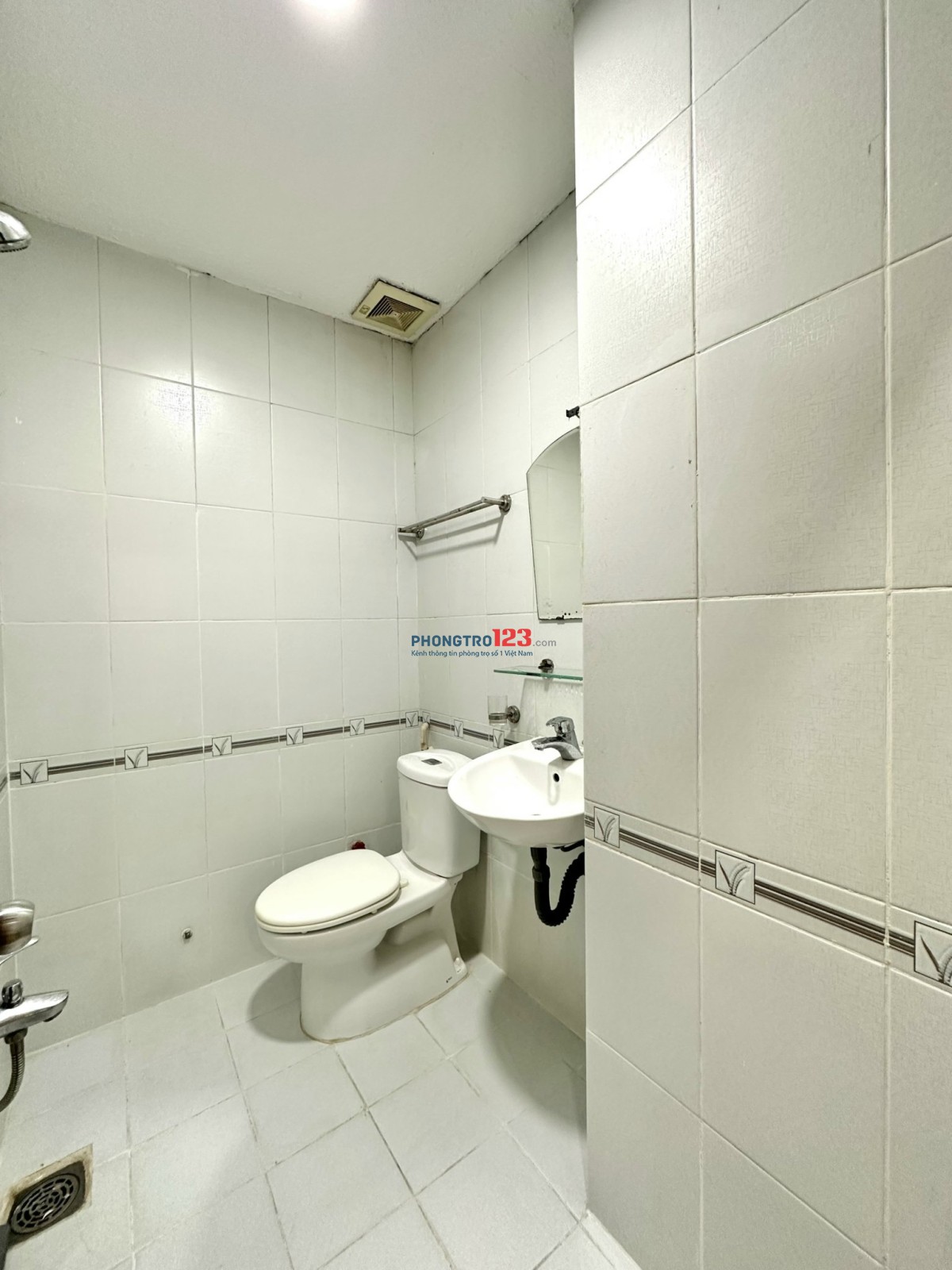 NHÀ MỚI, Ô TÔ TẬN NƠI, THANG MÁY NGAY ĐH BÁCH KHOA, CẦU VƯỢT 3/2