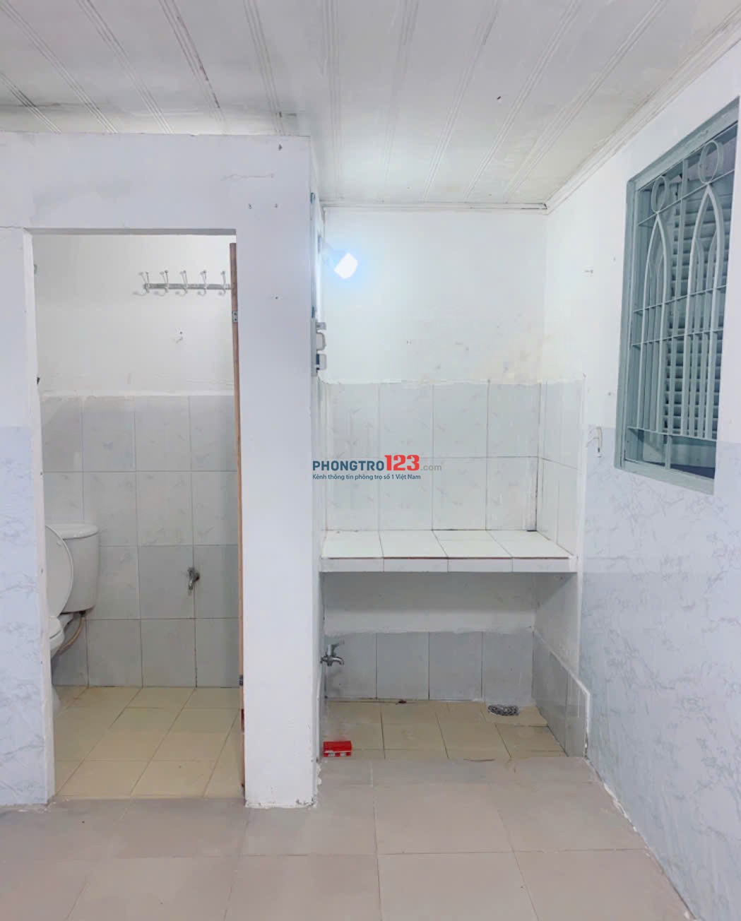 Cho thuê phòng trọ Q8 giá rẻ có gác sạch sẽ, thoáng mát 18m2