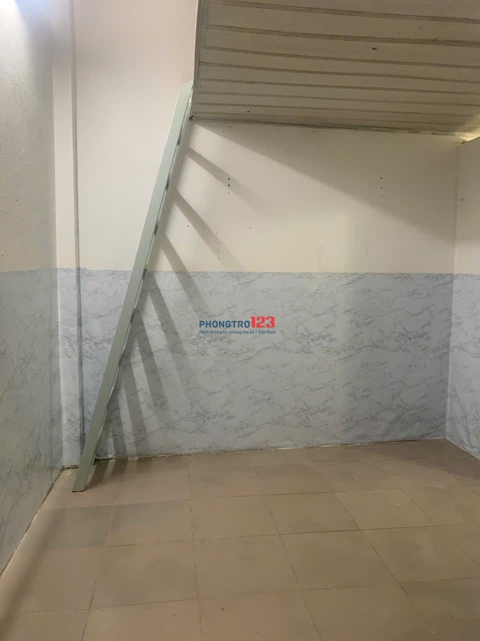 Cho thuê phòng trọ Q8 giá rẻ có gác sạch sẽ, thoáng mát 18m2