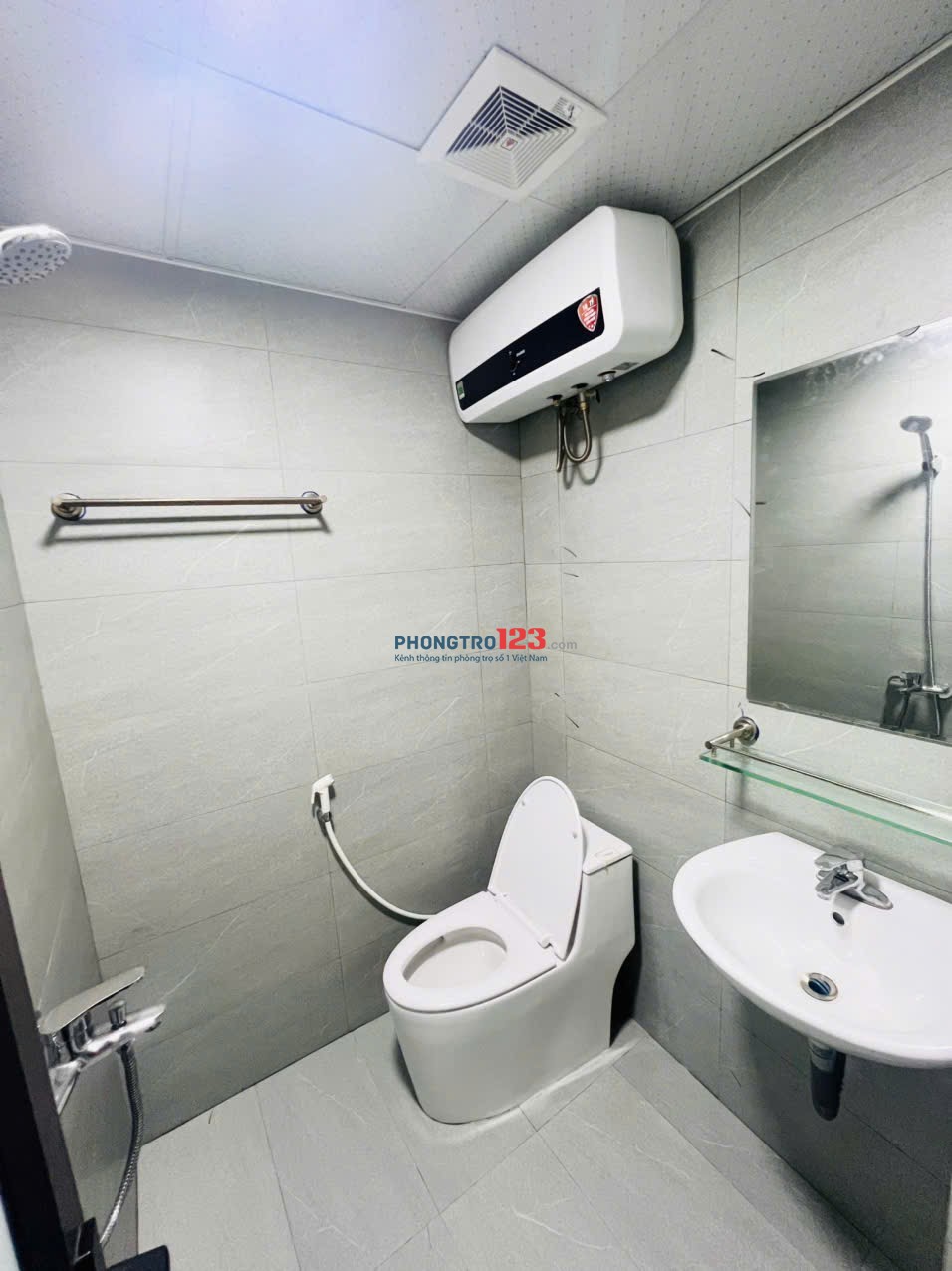 Cho thuê trọ tại 93 ngõ 1194 Láng- Đống Đa