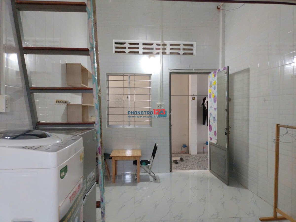 Nhà trọ 7 phòng trống 1 phòng full nội thất tại TP Bến Tre