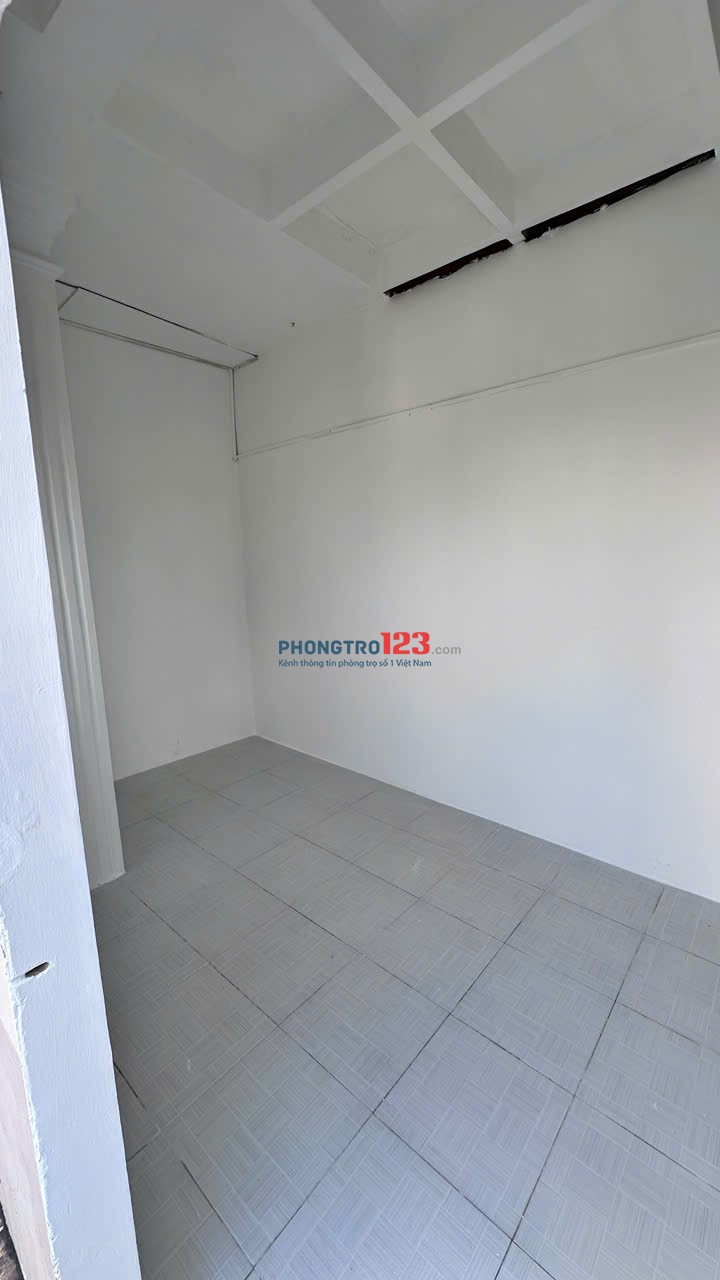 Phòng trọ giá tốt ngay sân bay Tân Sơn Nhất - 21/1 Trường Sơn Q. Tân Bình