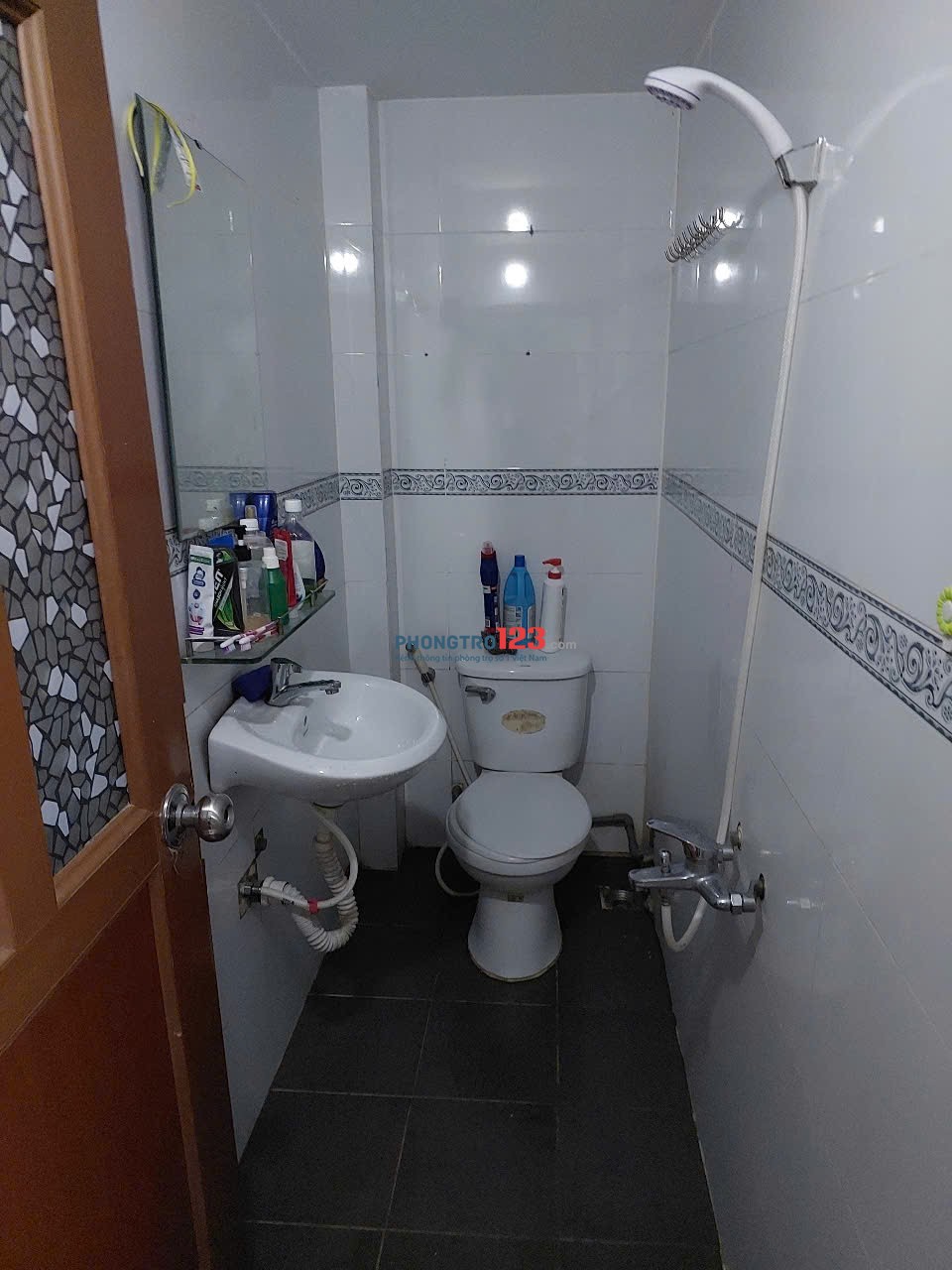 Nhượng phòng đầy đủ tiện nghi - tặng 2tr tiền cọc cho người thuê