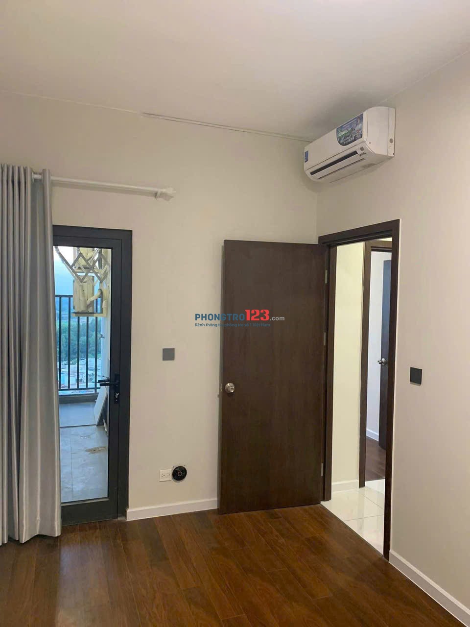 Chung cư Hà Đô, Nguyễn Văn Công, GV: 70m2, 2p ngủ, ban công 12tr