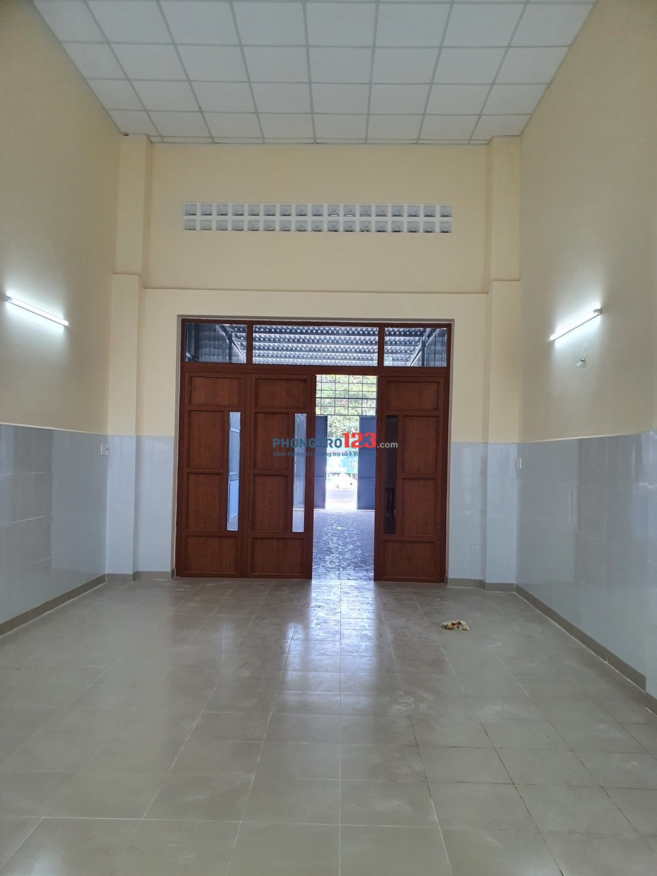 Nhà mặt tiền 150m2, mới nguyên căn gần chợ Long Trường, Thủ Đức