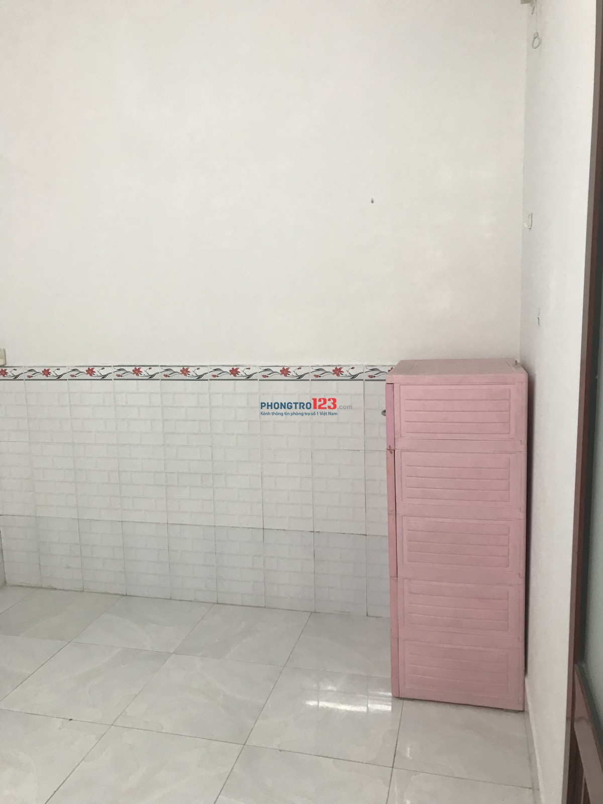 Cho thuê nhà cấp 4 nguyên căn, diện tích 48 m2