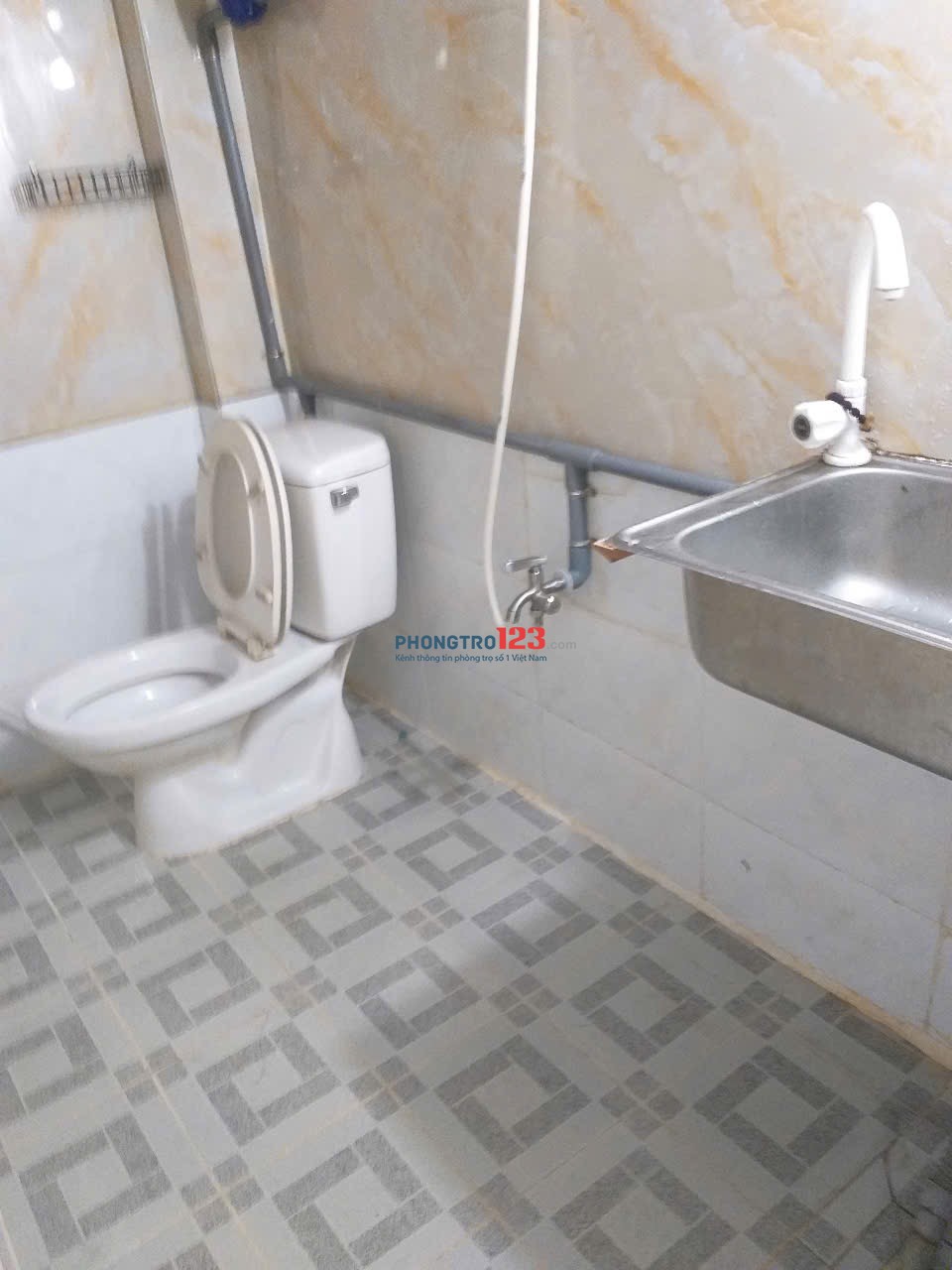 Cho thuê phòng trọ full nội thất giá rẻ đường Hồng Lạc gần trường ĐH Văn Hiến, chợ Tân Bình