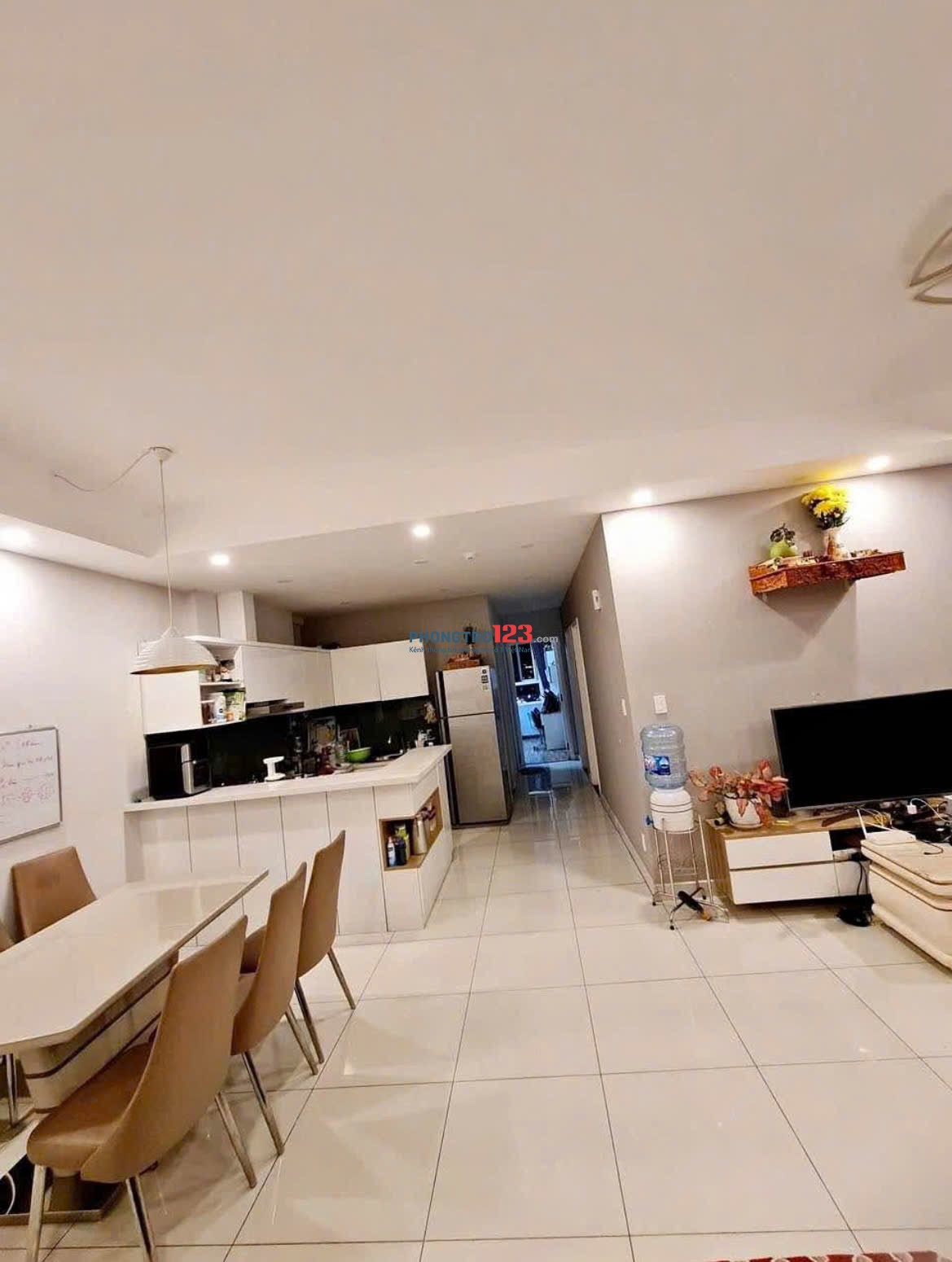 Chung cư Phúc Yên, 125m2, 3PN, Full Nội thất, Căn Góc, Giá 12tr/tháng