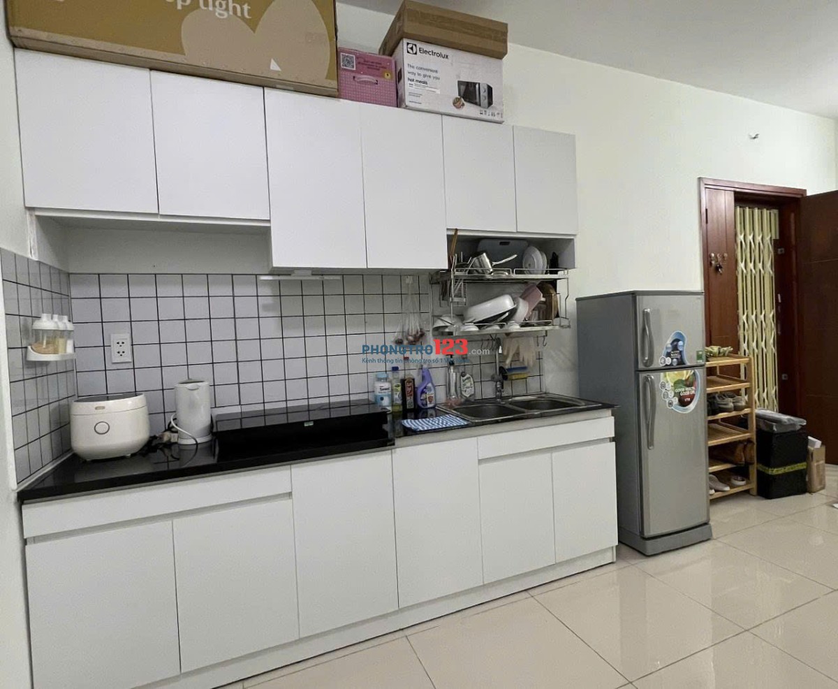Chung cư Tân Phước Plaza, Lý Thường Kiệt, Q11: 2p ngủ, nhà mới, 13tr/th