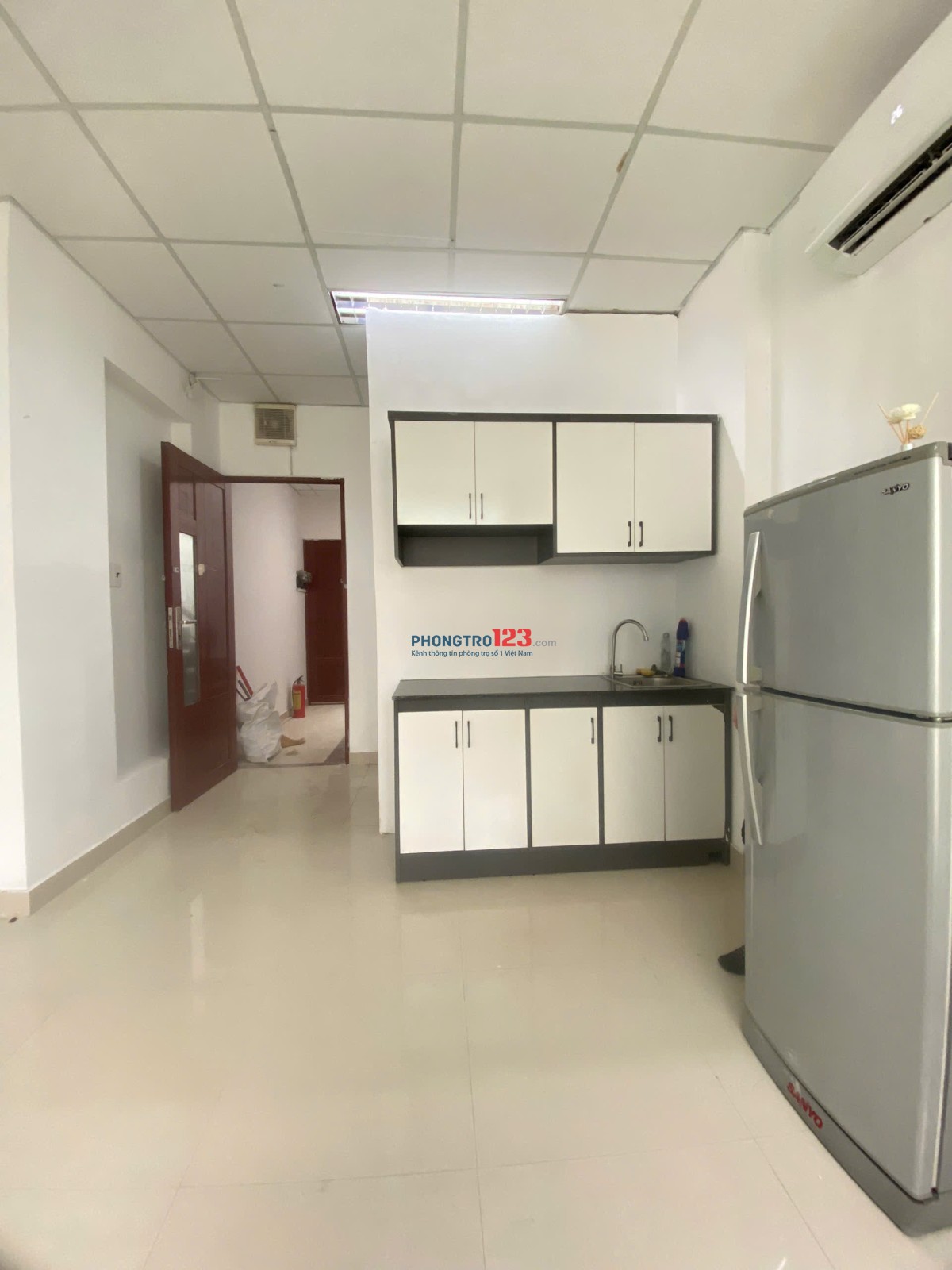  PHÒNG ĐẸP CỬA SỔ RỘNG – GIÁ TỐT – NGAY TRUNG TÂM BÌNH THẠNH 