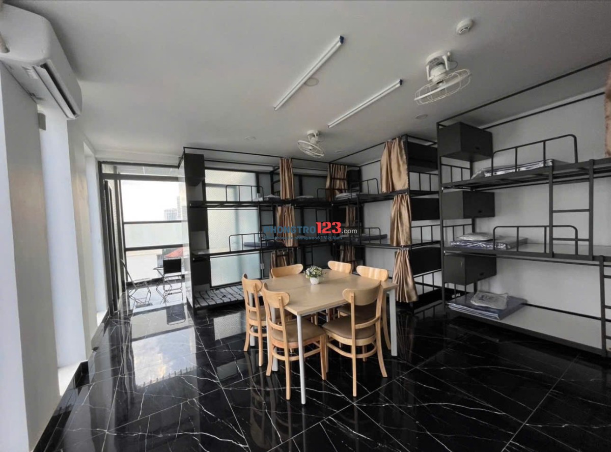 KTX Happy House, giá cho thuê từ 1tr4. Địa chỉ tại đường Nguyễn Tri Phương, P6, Quận 5