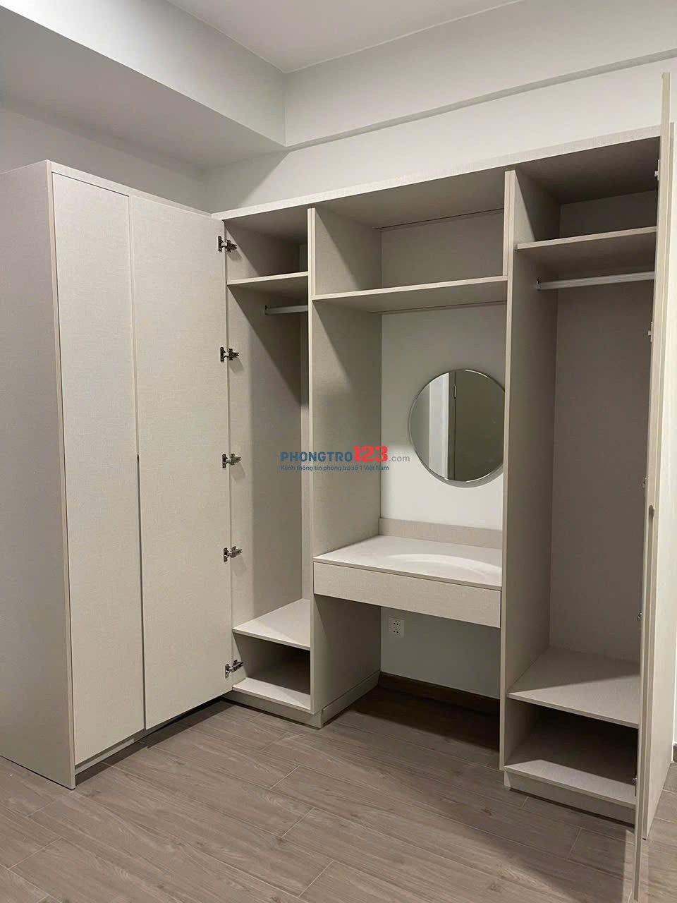 CHung cư Satra Eximland, Phan Đăng Lưu, PN: 93m2, 2p ngủ, 18tr/th