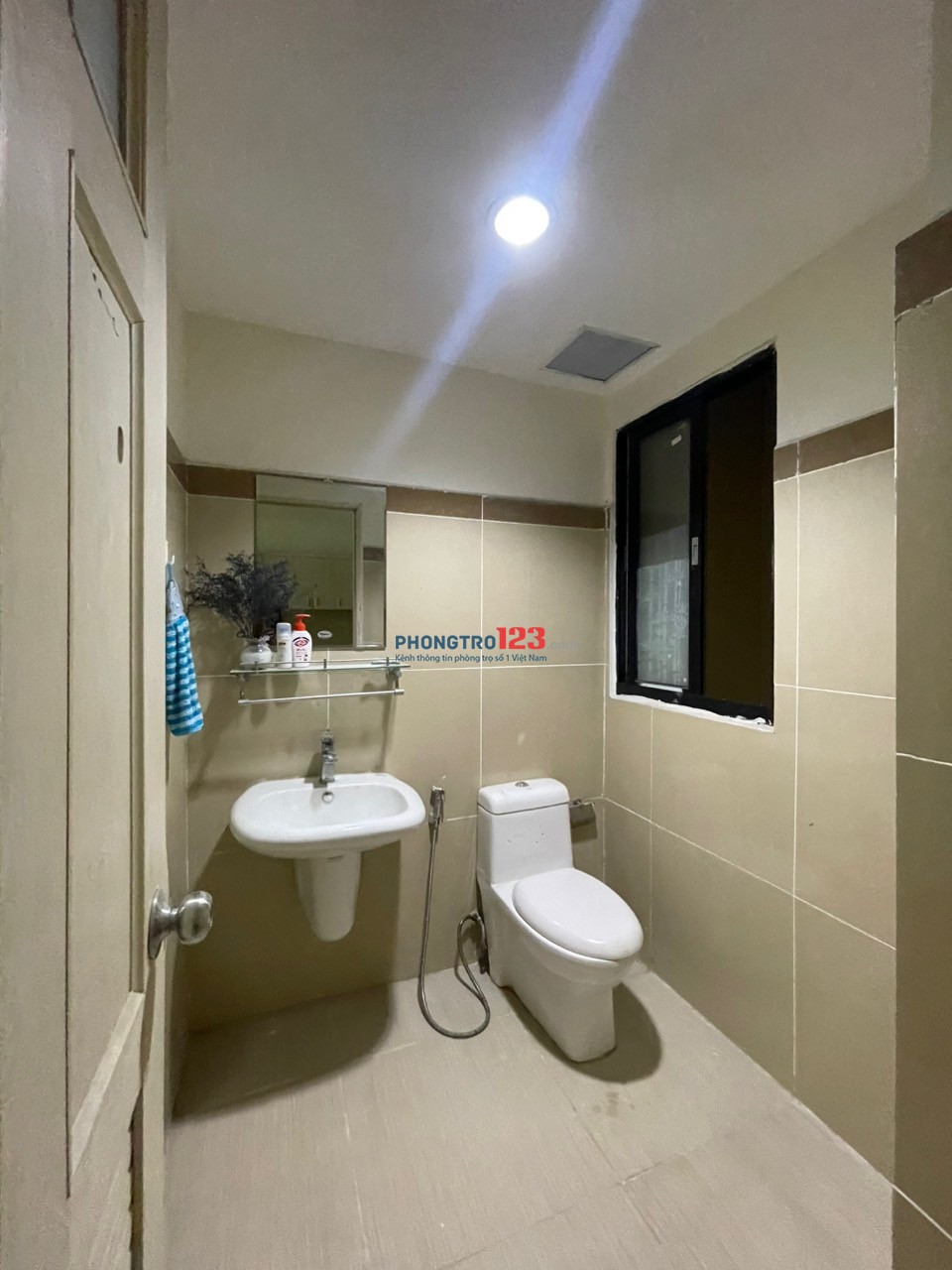 Cho Thuê Phòng Trong Chung Cư Đức Khải full nội thất giá 2.9tr