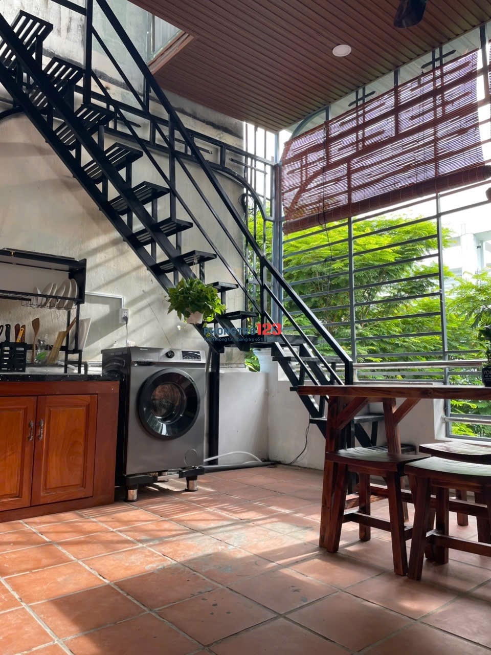 Ký túc xá mới 100% cổng ĐH Văn Lang