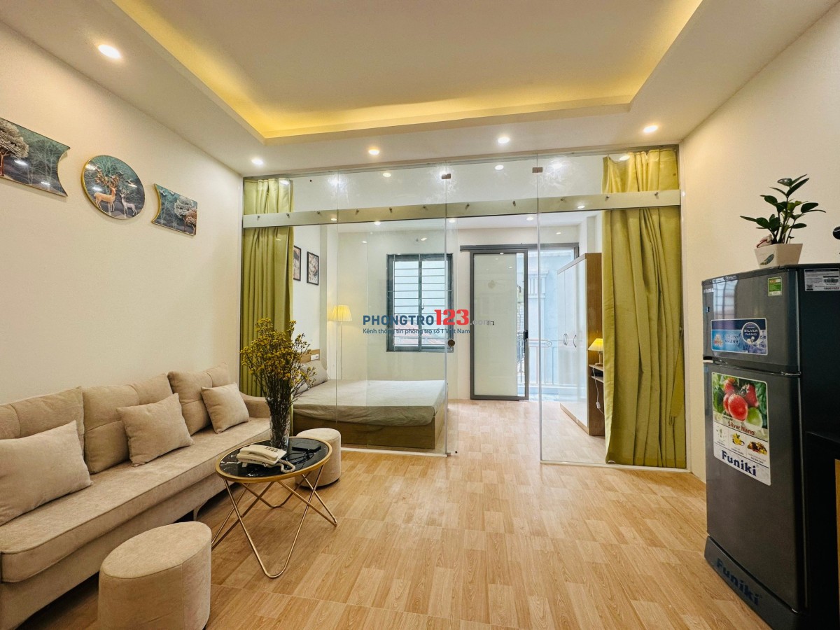 Địa chỉ: 164 Đê La Thành - Đống Đa. Phòng 1n1k - 45m2 - vào ở luôn