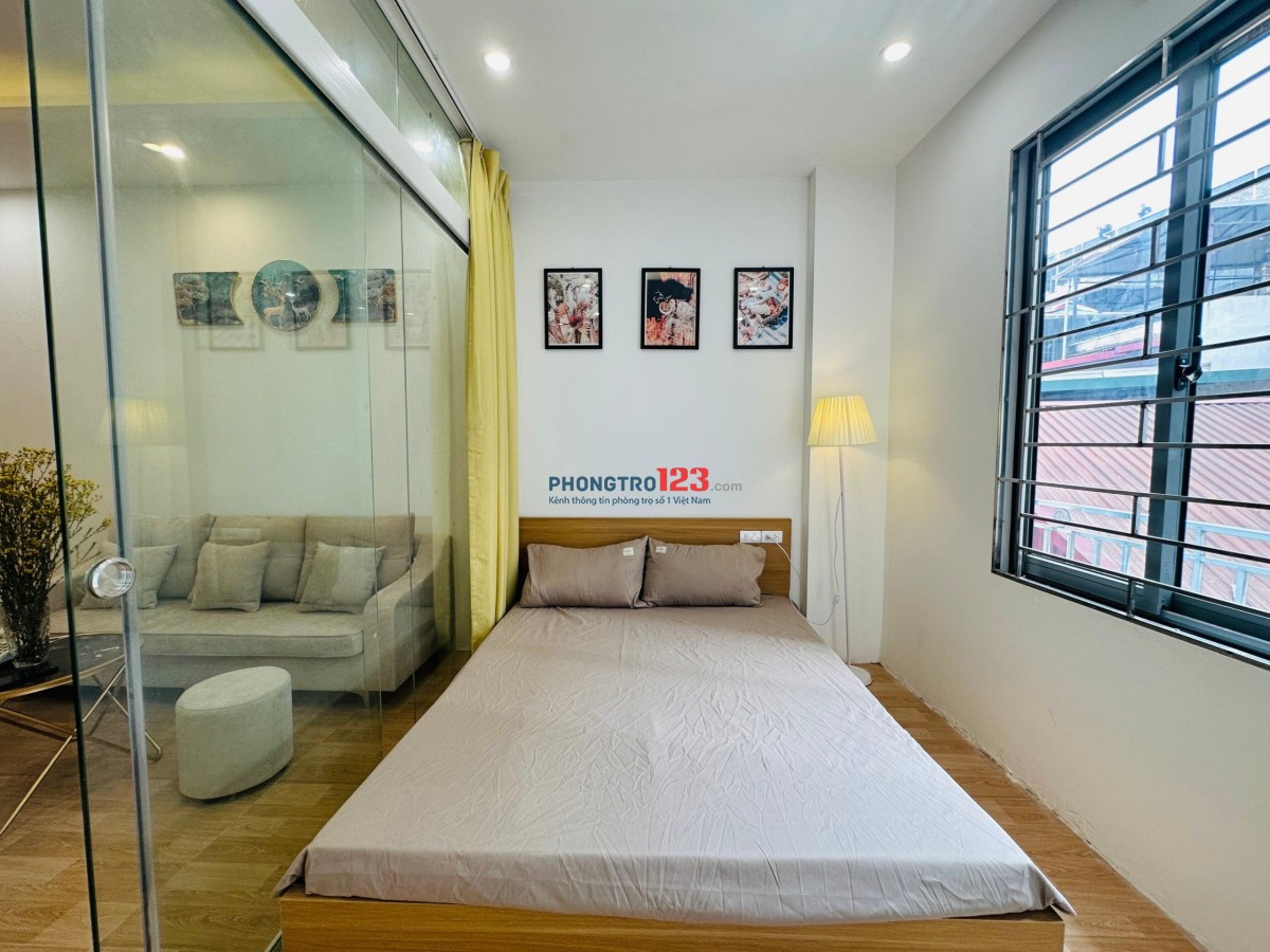 Địa chỉ: 164 Đê La Thành - Đống Đa. Phòng 1n1k - 45m2 - vào ở luôn