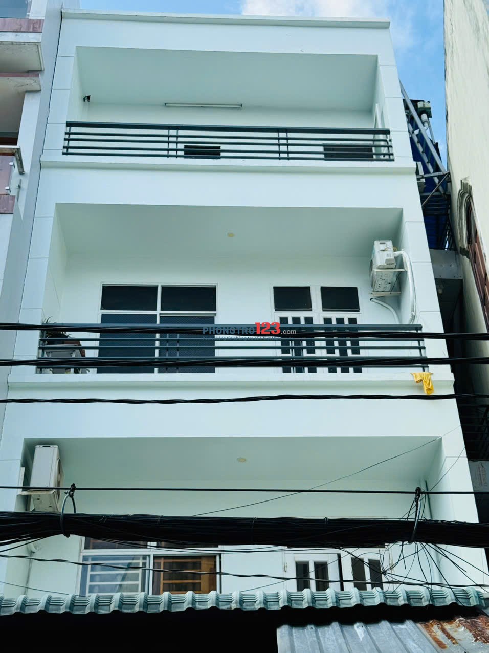 Phòng đẹp bancon có gác rộng 30m2 - 269 Phan Huy Ích Gò Vấp.
