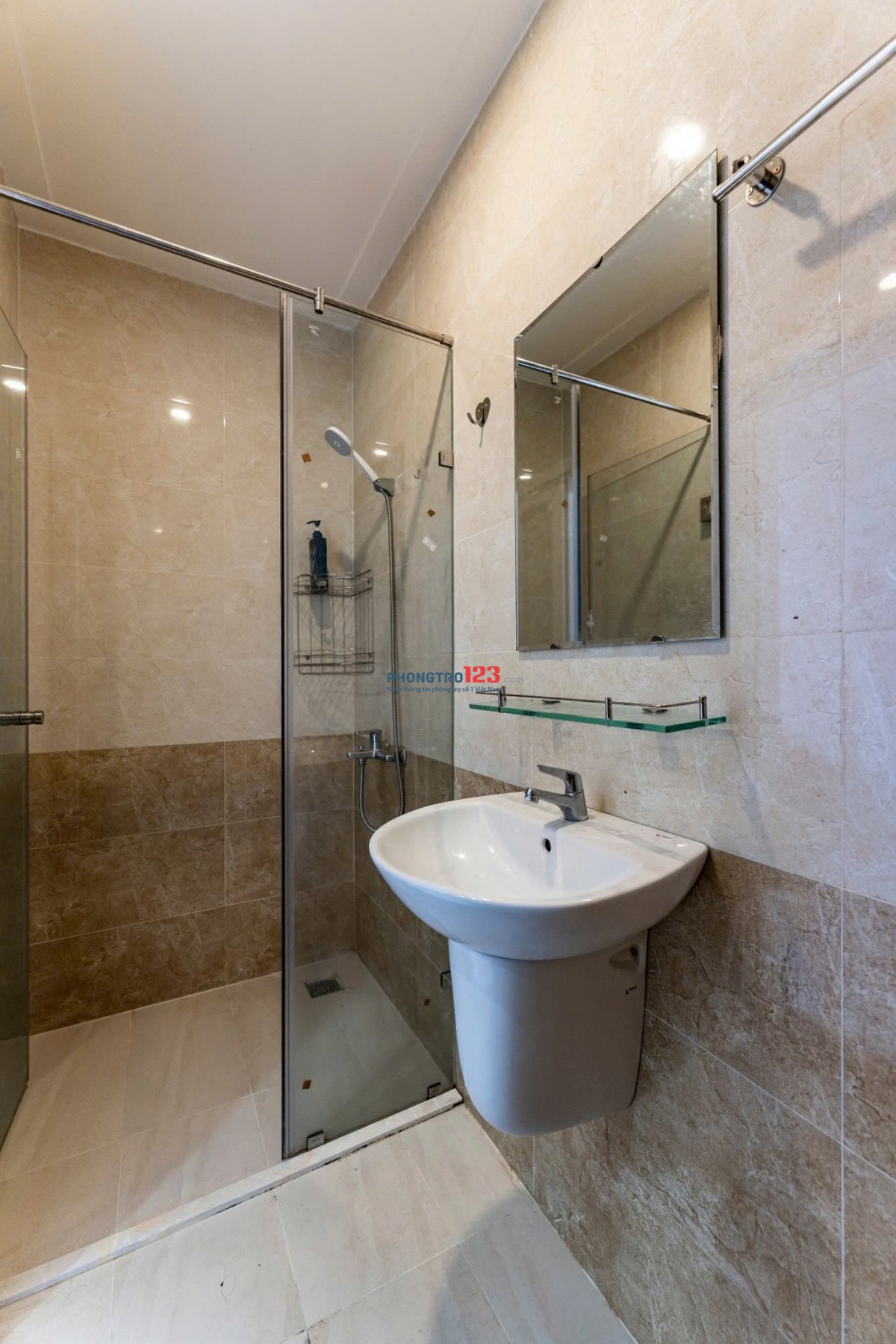 Chung cư Bàu Cát, Hồng lạc, p10, Tân Bình: 95m2, 3p ngủ, 12tr/th