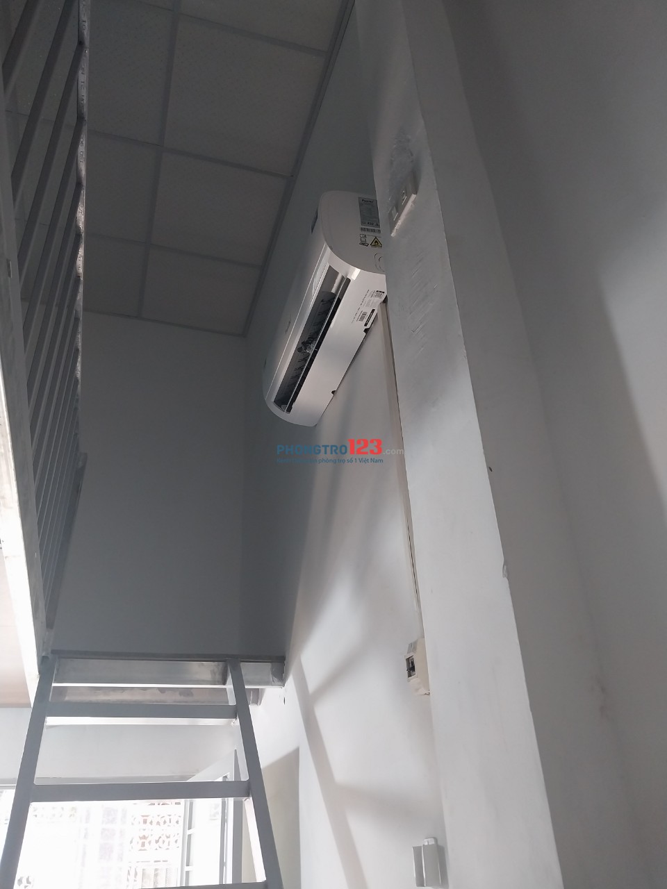 Phòng gia đình 40m2. Điện nước giá nhà nước. Khi dân cư yên tĩnh. Gần chợ trường học.