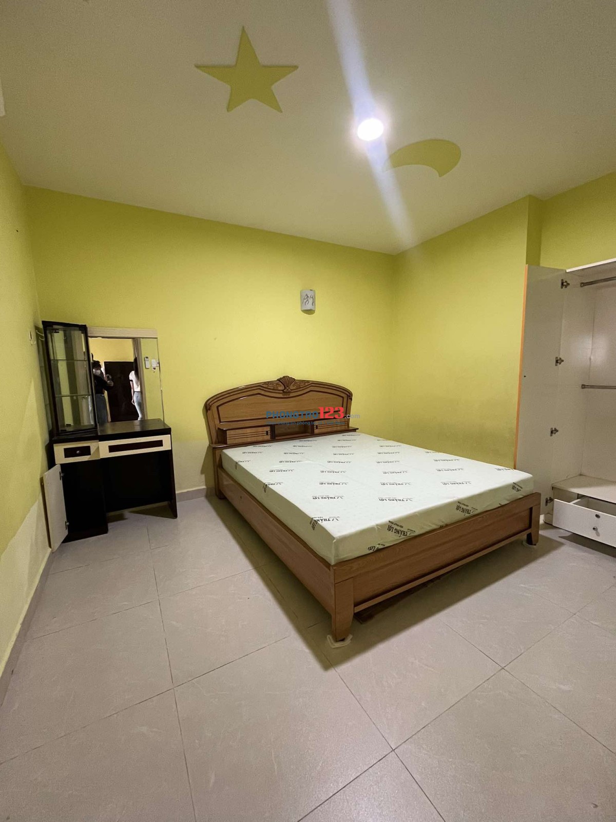 Cho thuê căn hộ Tân Phước Plaza Quận 11, DT : 87 m2, 2PN - Giá: 12 triệu/tháng
