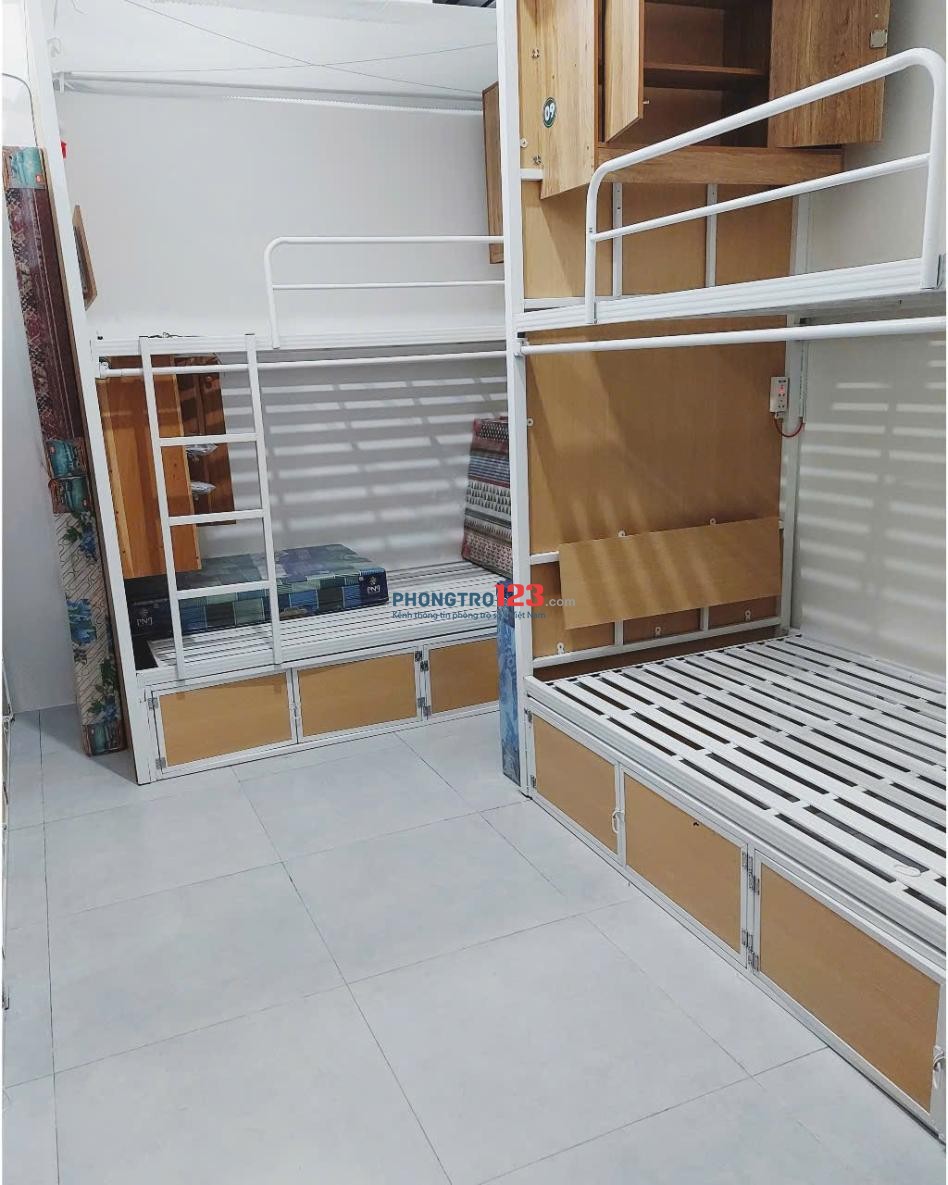 Phòng trọ Sleepbox giá rẻ gần ĐH Công Nghiệp, Văn Lang