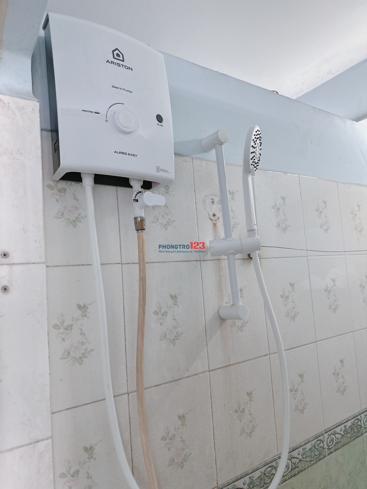 Cho thuê phòng (có máy lạnh) quận Tân Phú