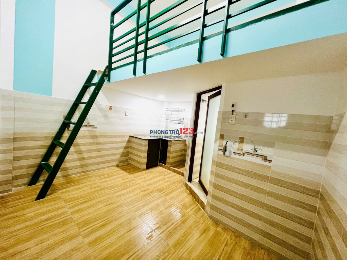 TRỐNG DUPLEX GÁC CAO - Ở ĐƯỢC 3,4 NGƯỜI - DIỆN TÍCH RỘNG - NGAY NGUYỄN DUY TRINH QUẬN 2
