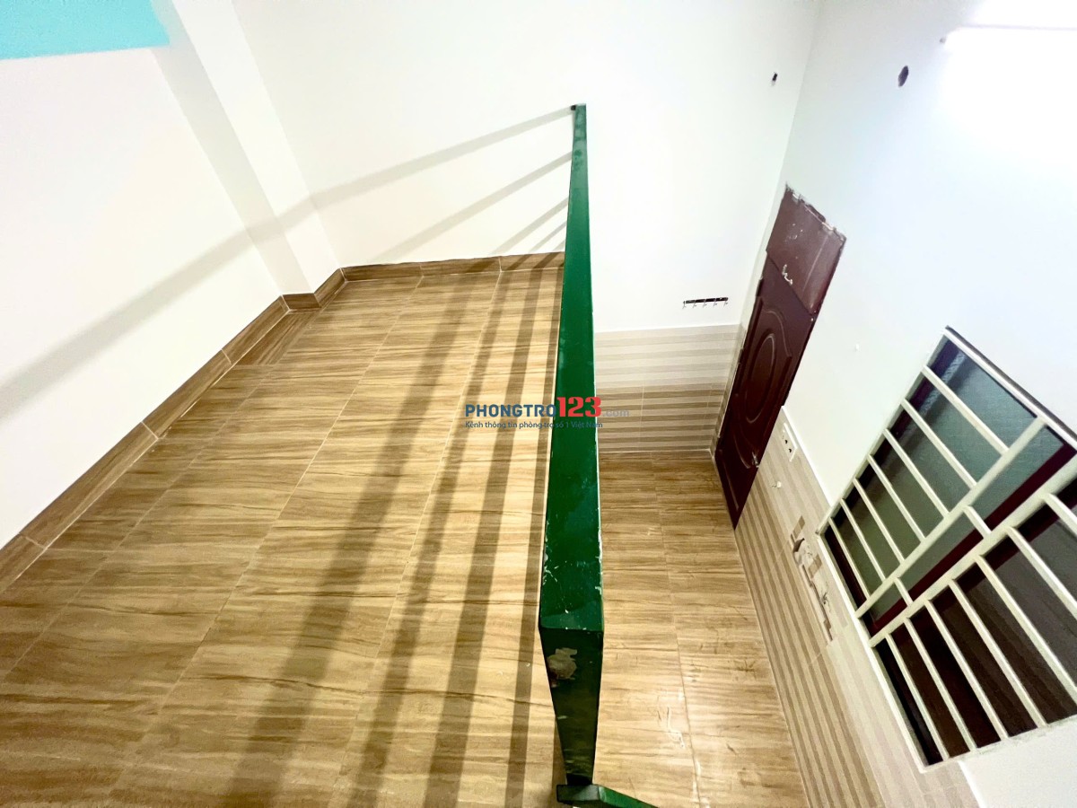 TRỐNG DUPLEX GÁC CAO - Ở ĐƯỢC 3,4 NGƯỜI - DIỆN TÍCH RỘNG - NGAY NGUYỄN DUY TRINH QUẬN 2