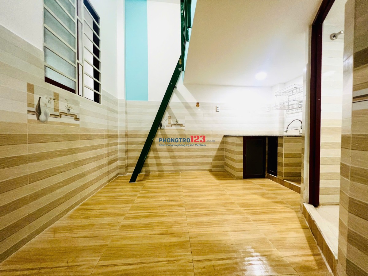 TRỐNG DUPLEX GÁC CAO - Ở ĐƯỢC 3,4 NGƯỜI - DIỆN TÍCH RỘNG - NGAY NGUYỄN DUY TRINH QUẬN 2