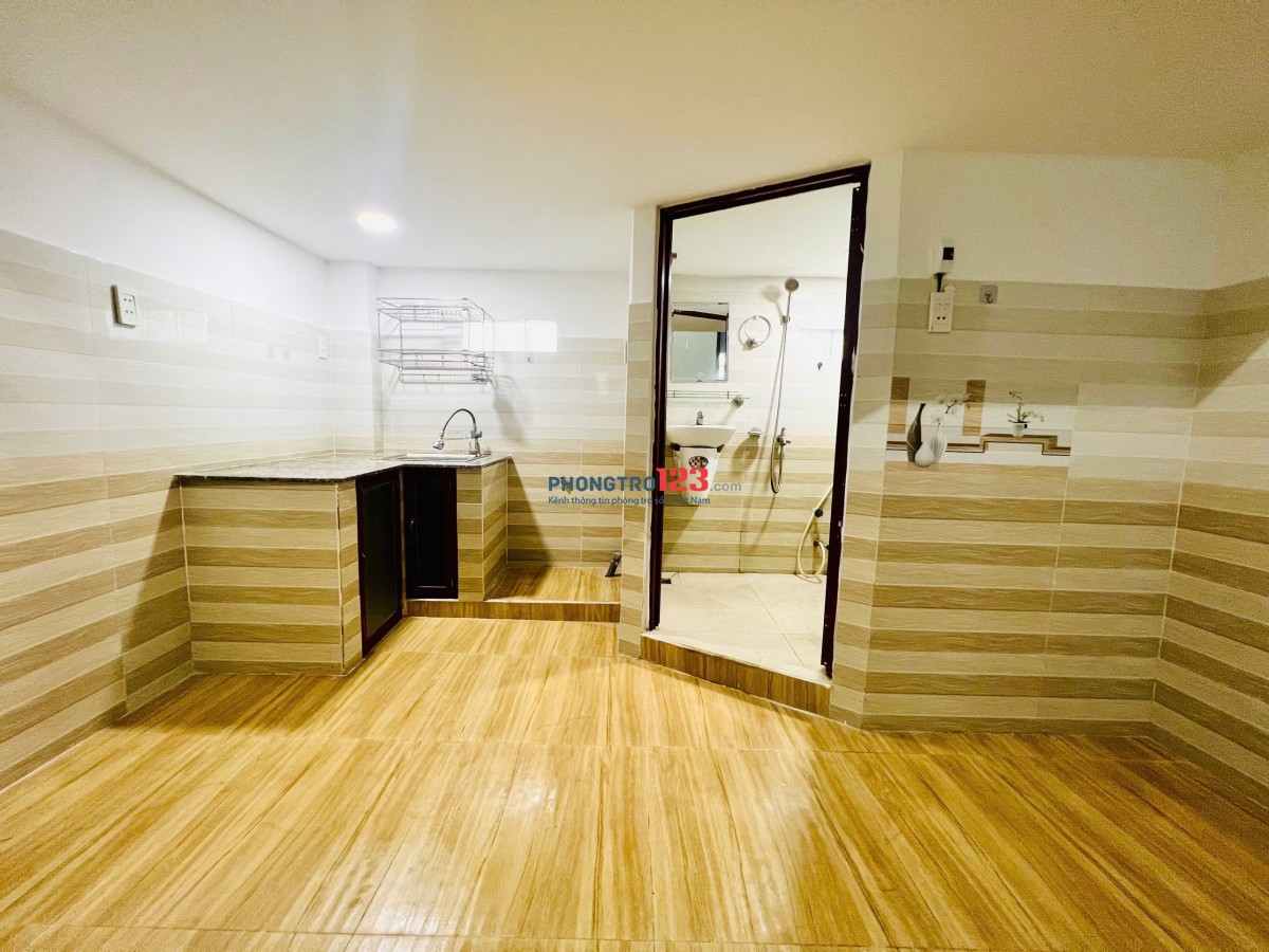 TRỐNG DUPLEX GÁC CAO - Ở ĐƯỢC 3,4 NGƯỜI - DIỆN TÍCH RỘNG - NGAY NGUYỄN DUY TRINH QUẬN 2