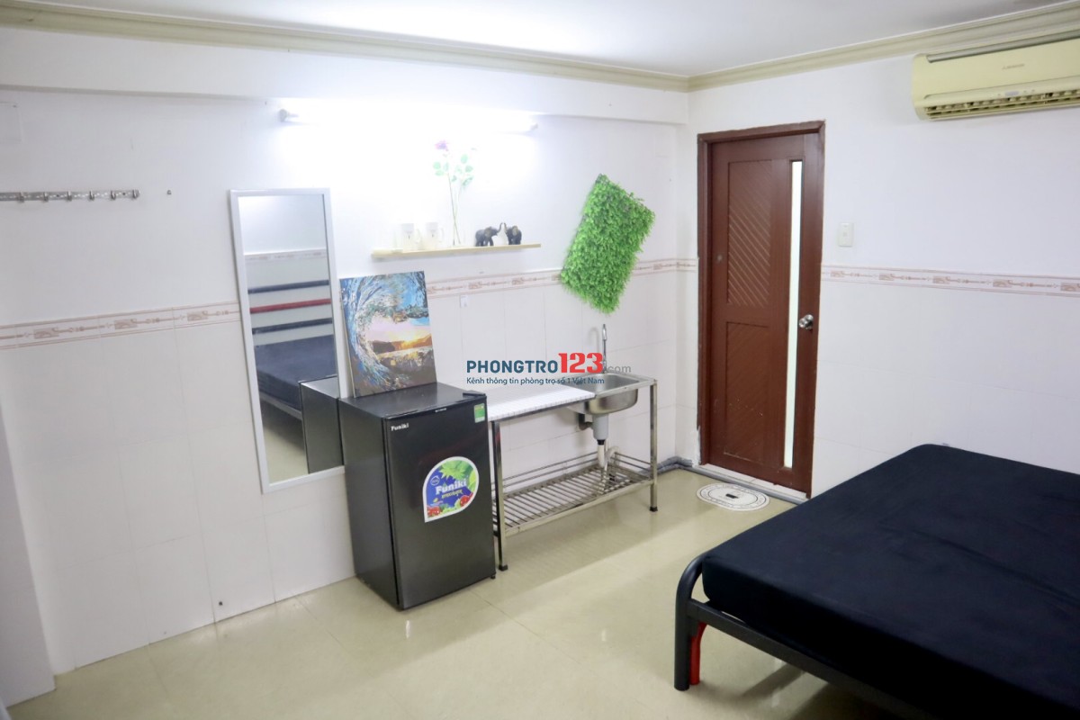 Phòng dịch vụ 4tr khu Cư xá Lữ Gia gần ĐH Bách Khoa